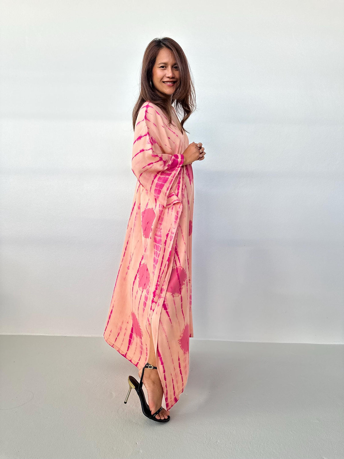Mala Handworks Mala Kaftan in Peach & Watermelon Polka Dot Tie Dye