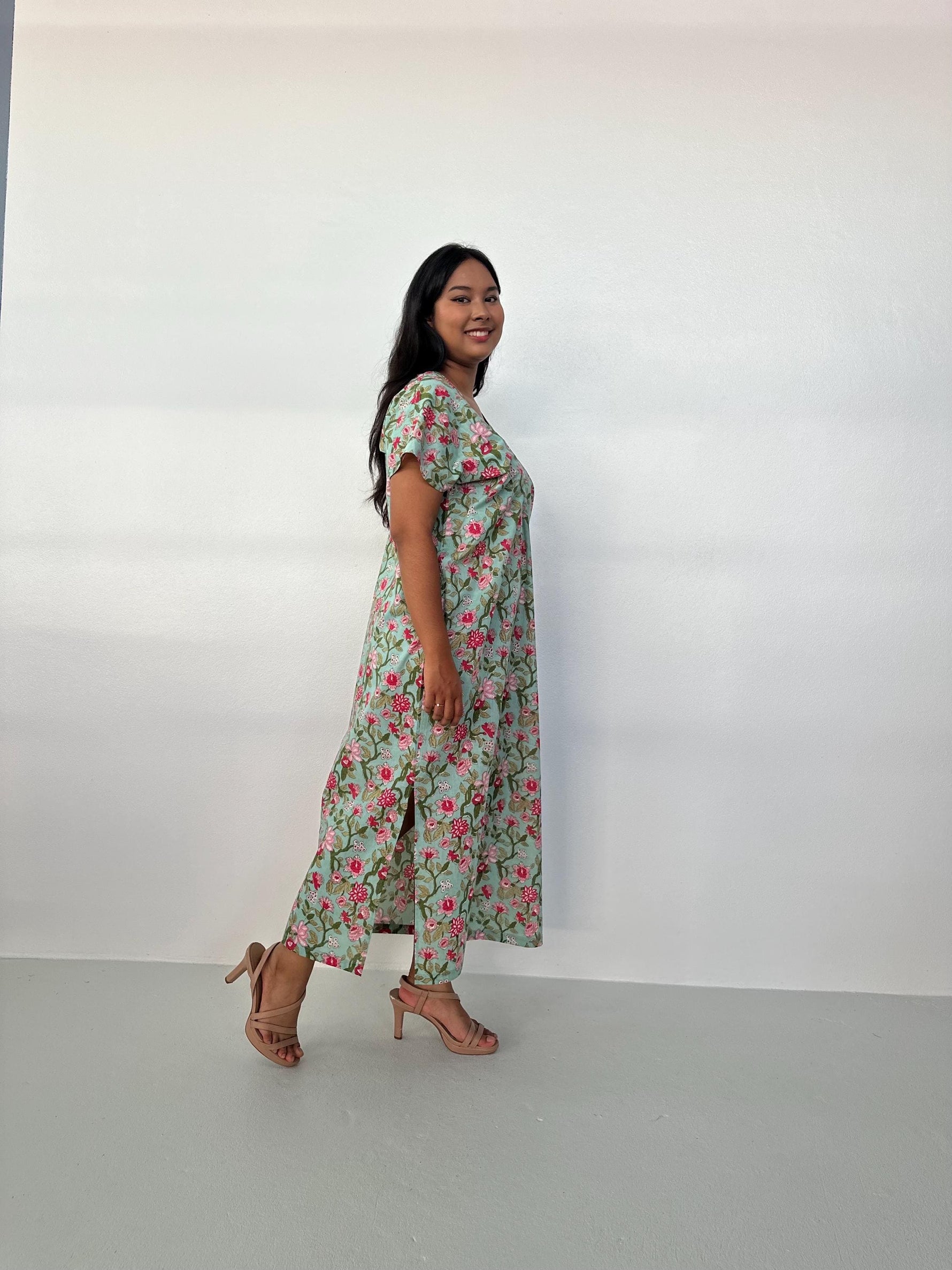 Mala Handworks Callie Petite Cotton Kaftan in Mint & Rose Floral