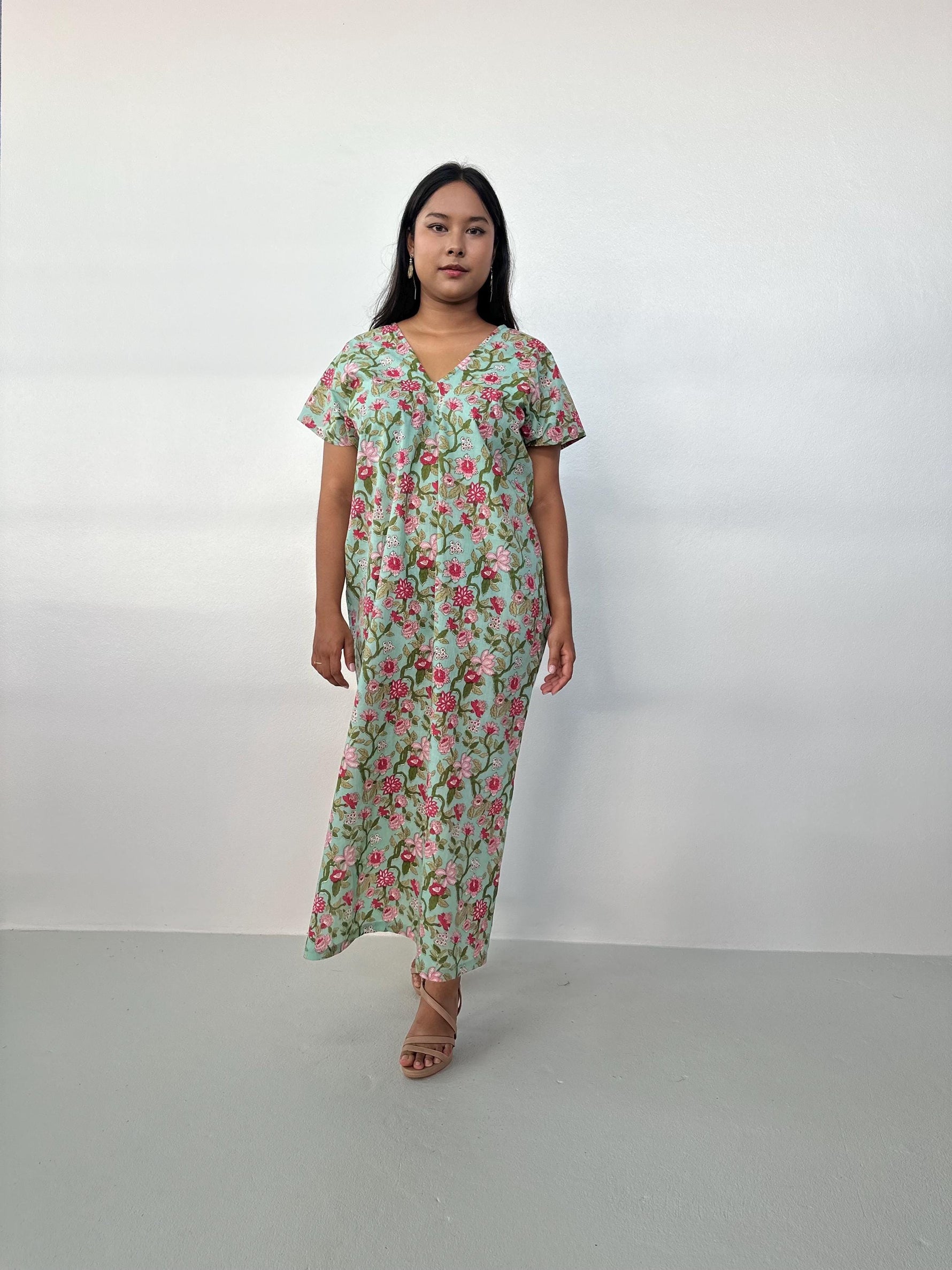 Mala Handworks Callie Petite Cotton Kaftan in Mint & Rose Floral