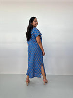 Mala Handworks Callie Petite Cotton Kaftan in Cornflower Paisley