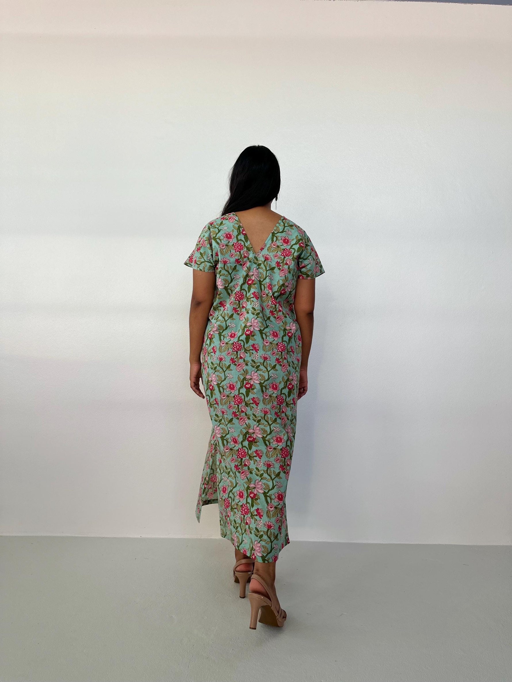 Mala Handworks Callie Petite Cotton Kaftan in Mint & Rose Floral