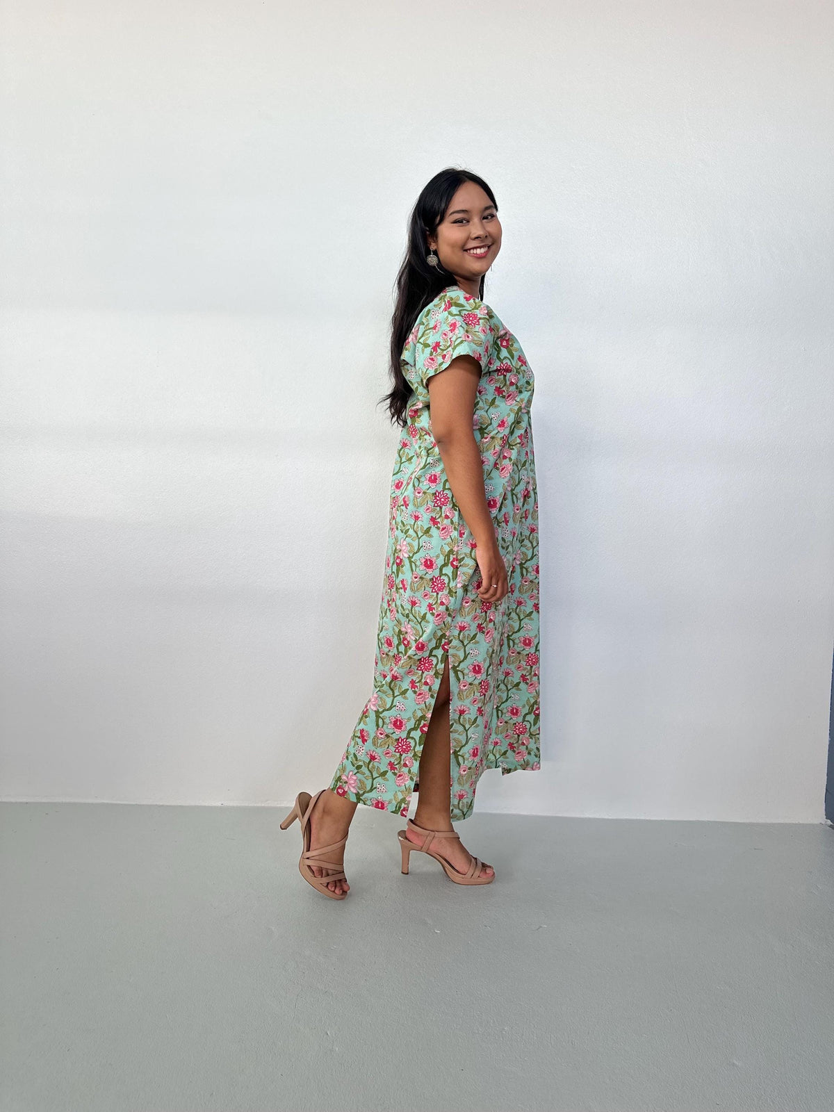 Mala Handworks Callie Petite Cotton Kaftan in Mint & Rose Floral