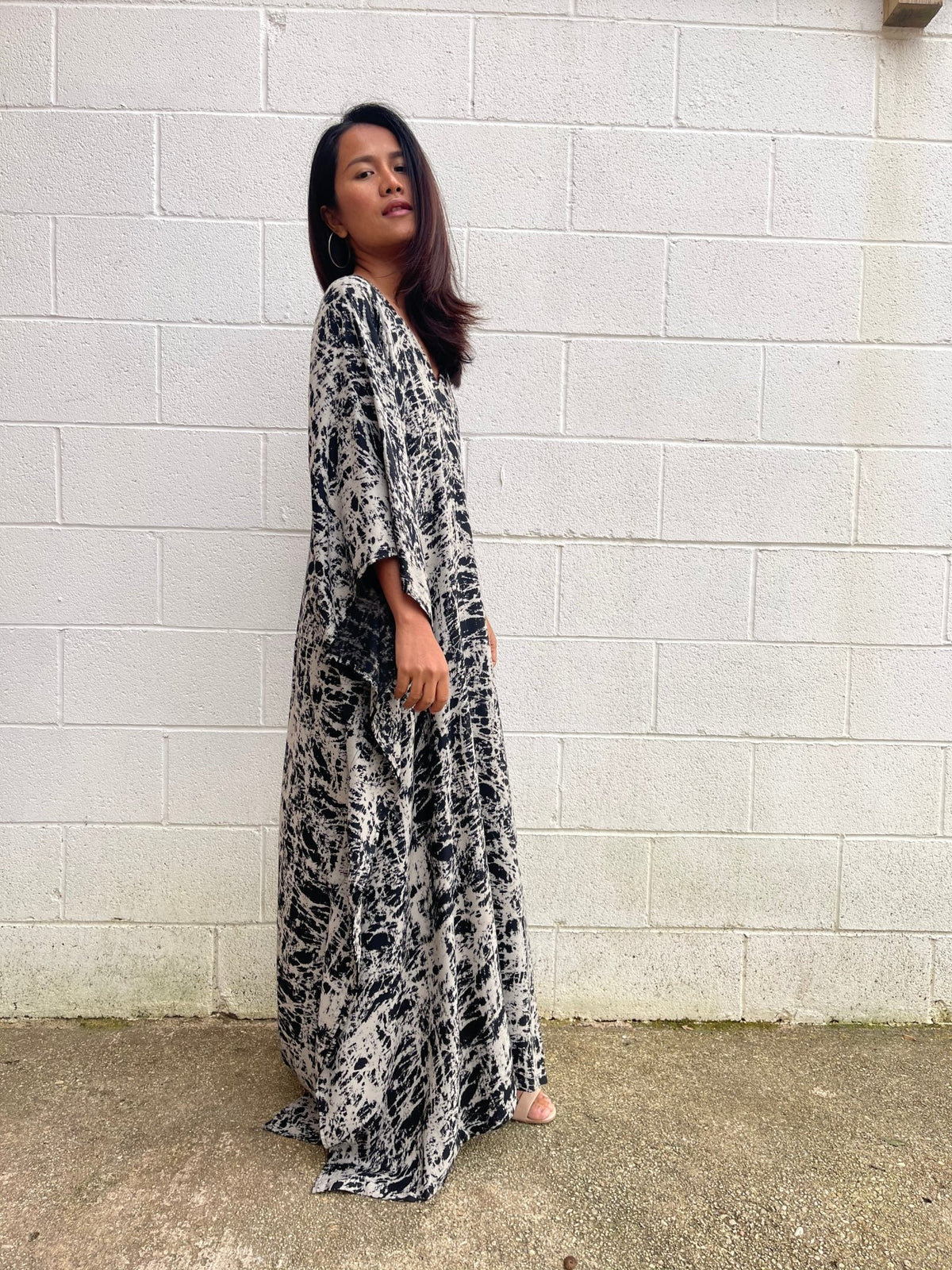 MALA handworks Luna Kaftan in Black and Abstract Silkscreen