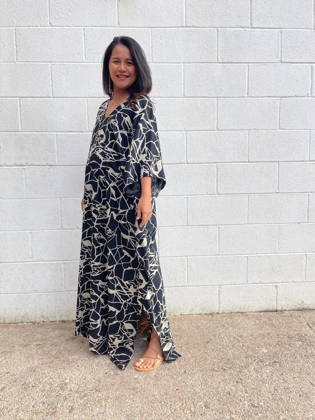 MALA handworks Luna Kaftan in Black and Geometric Silkscreen