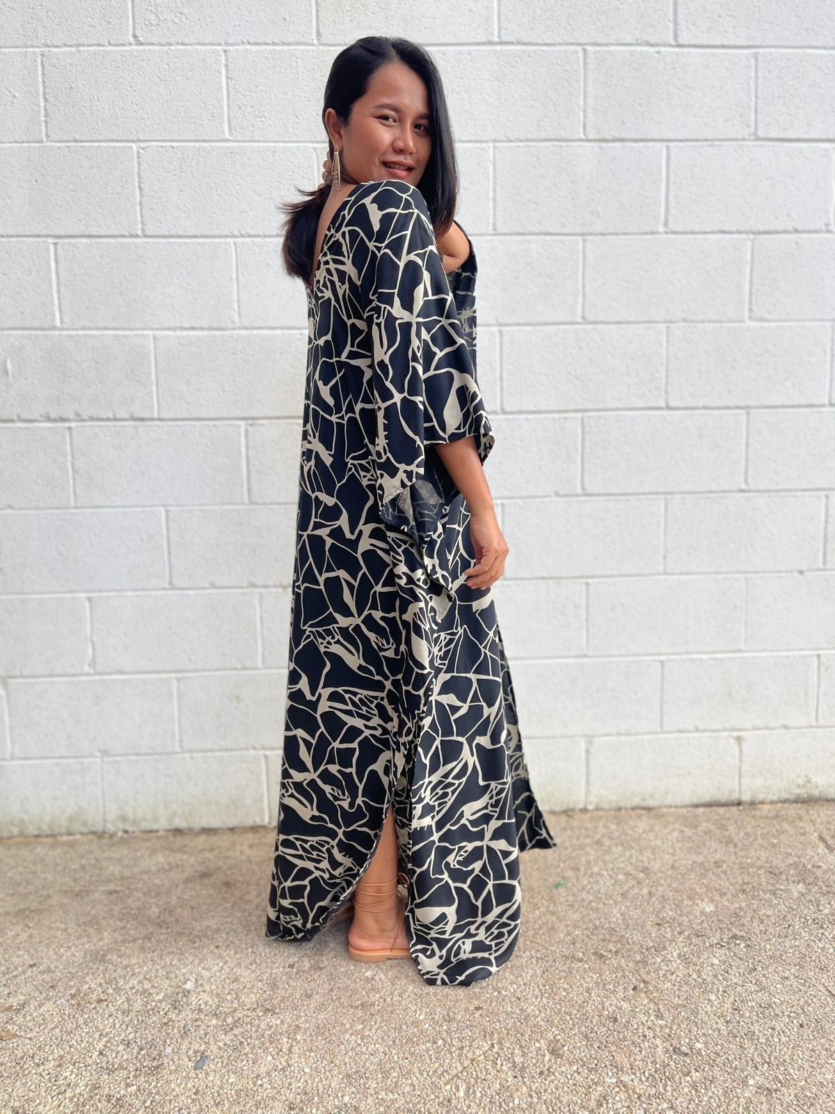 MALA handworks Luna Kaftan in Black and Geometric Silkscreen