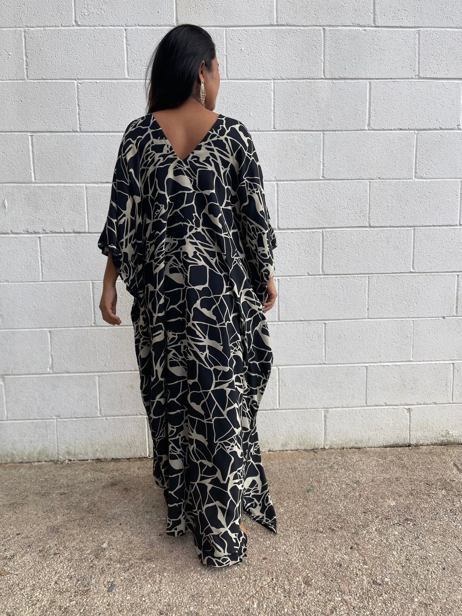MALA handworks Luna Kaftan in Black and Geometric Silkscreen