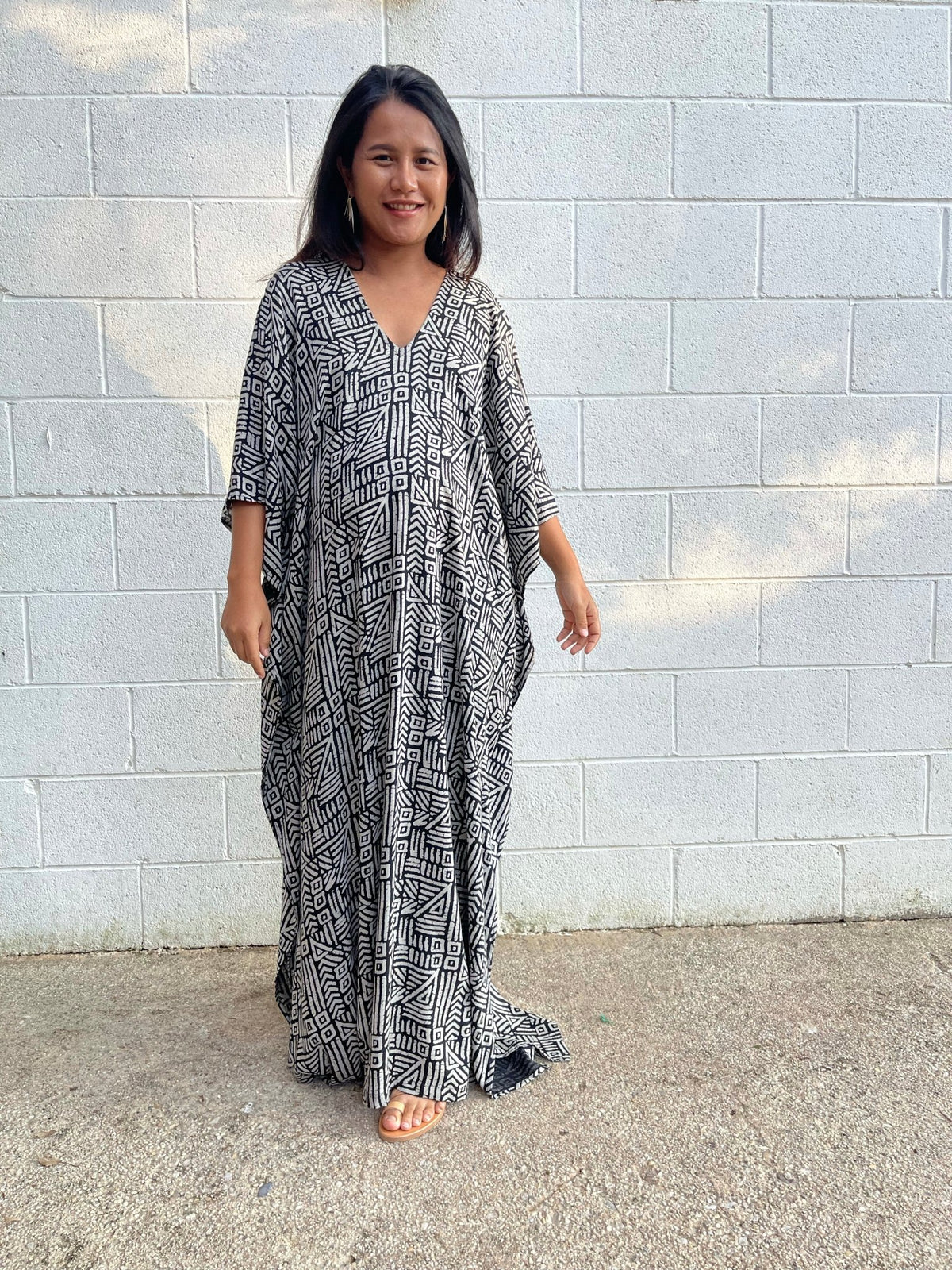 MALA handworks Luna Kaftan in Black and Geometric Silkscreen