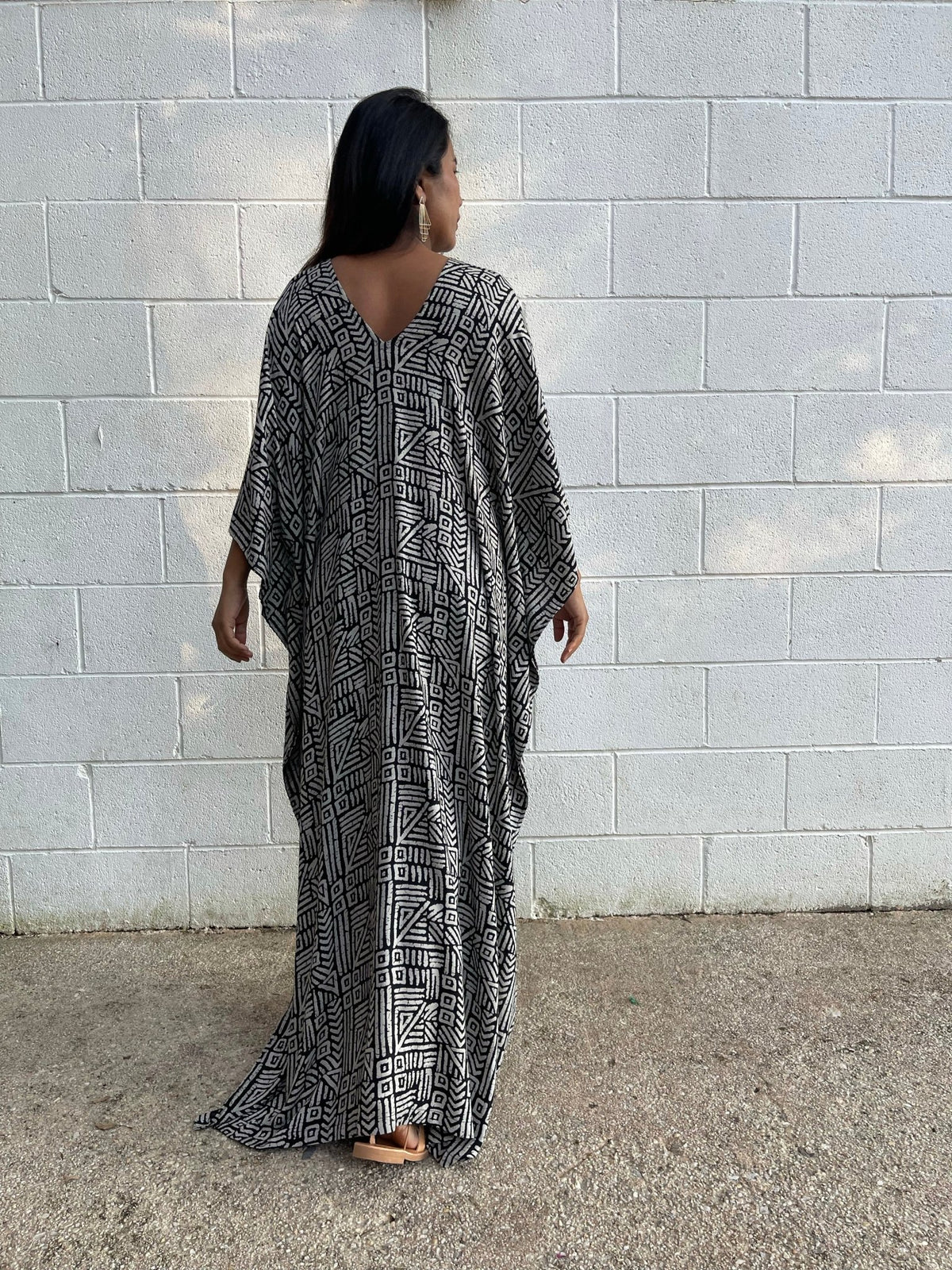 MALA handworks Luna Kaftan in Black and Geometric Silkscreen