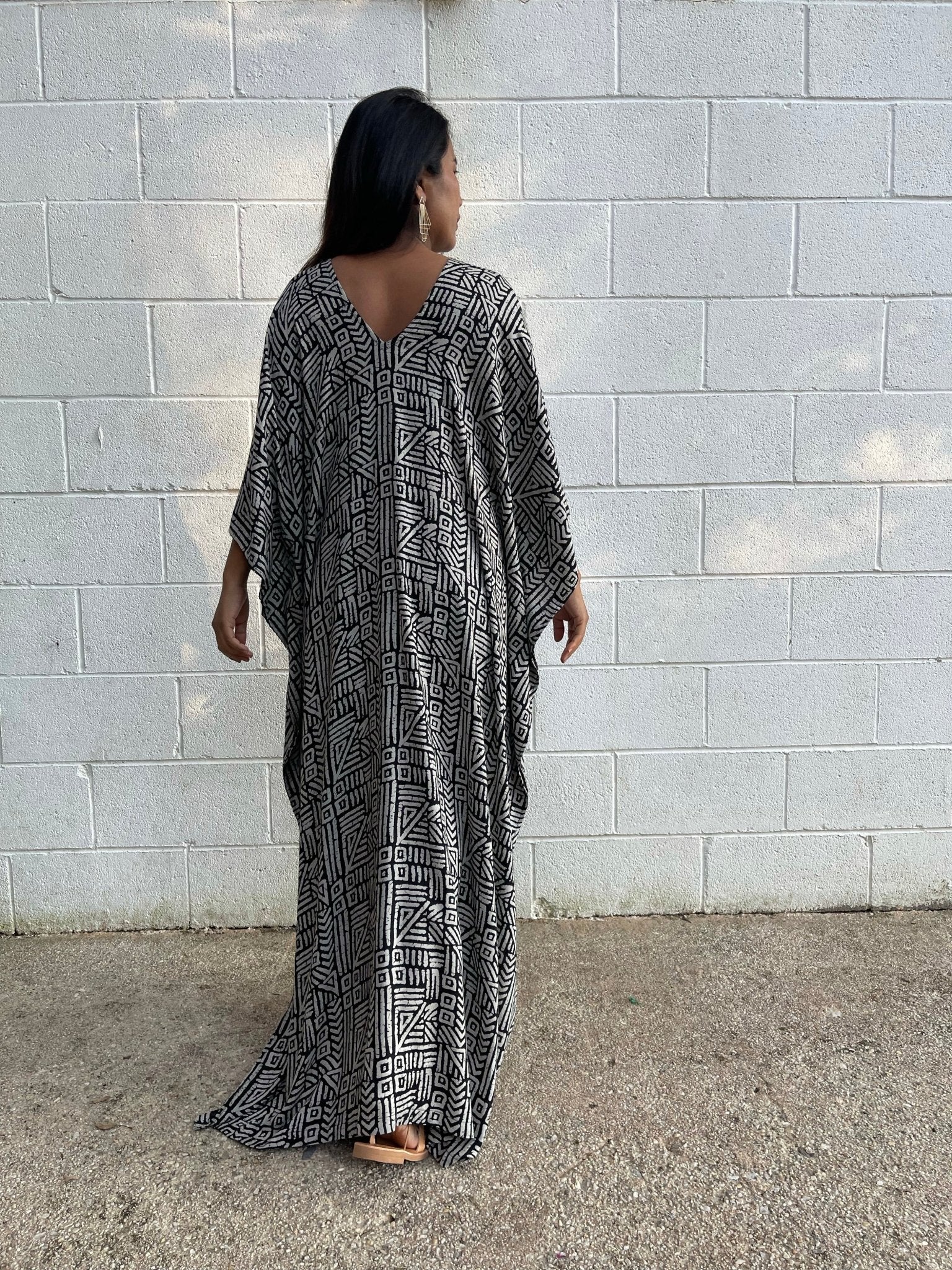 MALA handworks Luna Kaftan in Black and Geometric Silkscreen