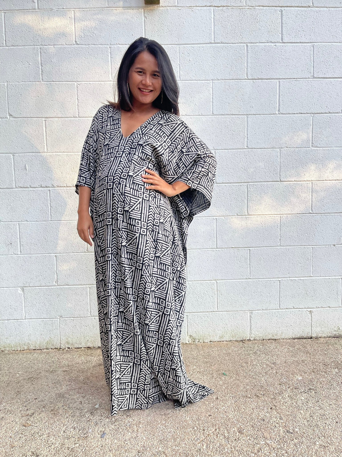 MALA handworks Luna Kaftan in Black and Geometric Silkscreen