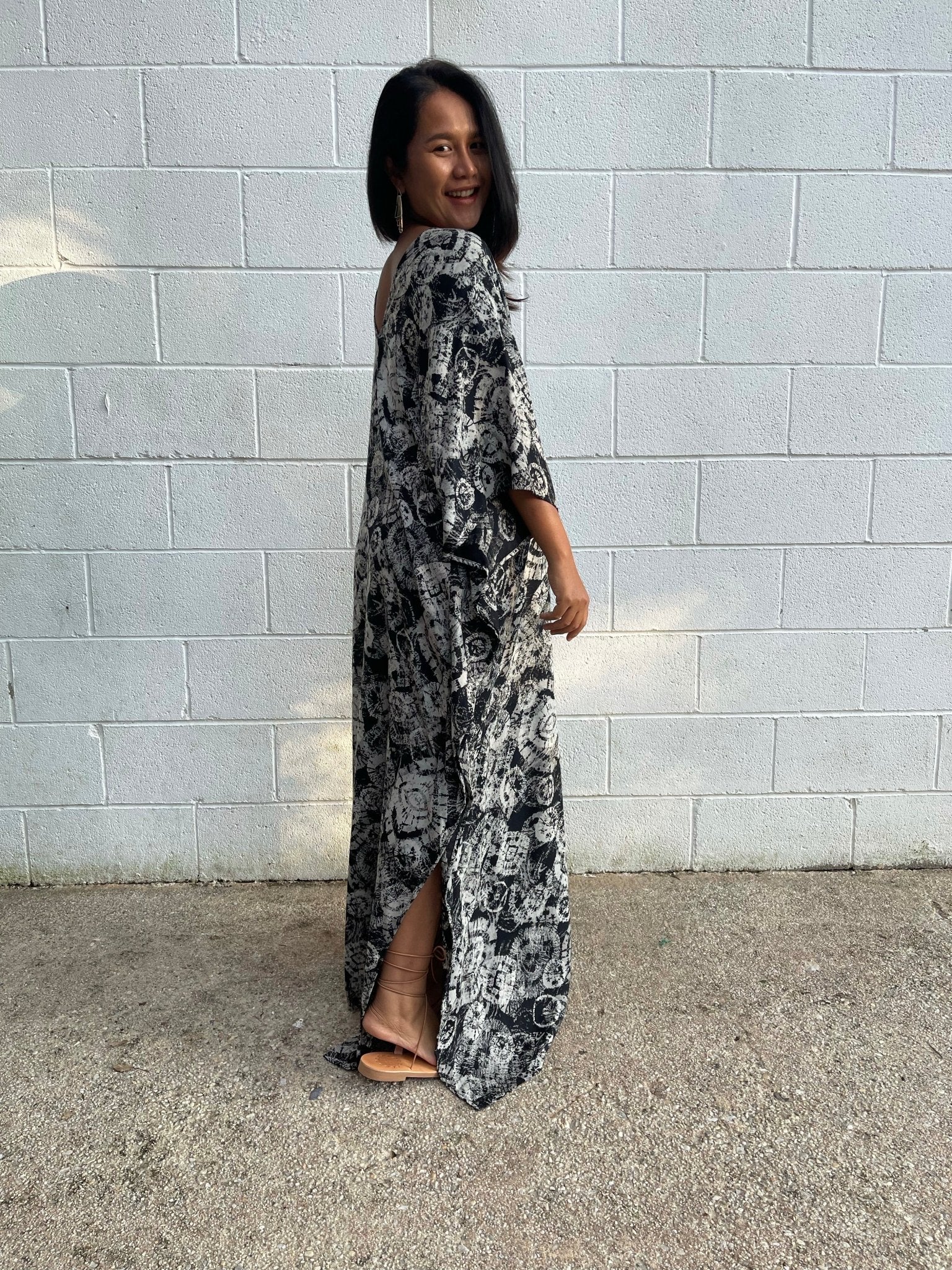 MALA handworks Luna Kaftan in Black and Geometric Silkscreen