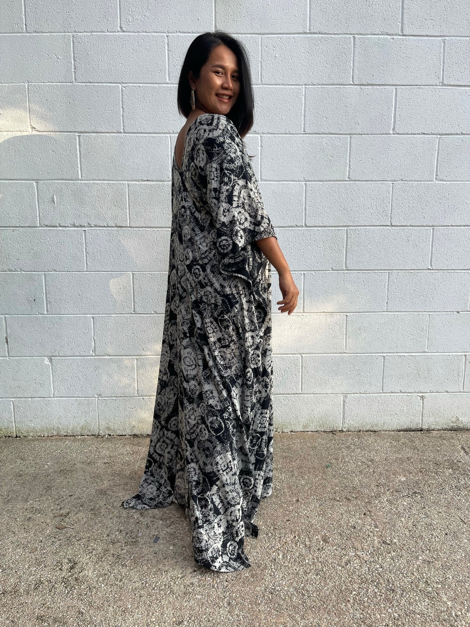 MALA handworks Luna Kaftan in Black and Geometric Silkscreen