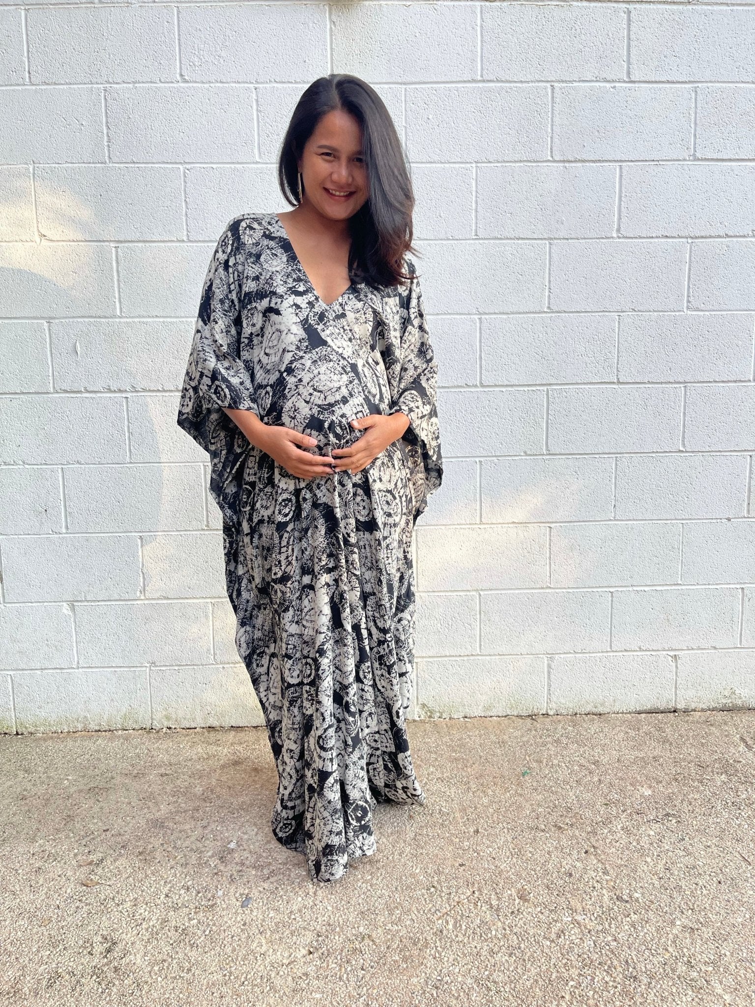 MALA handworks Luna Kaftan in Black and Geometric Silkscreen