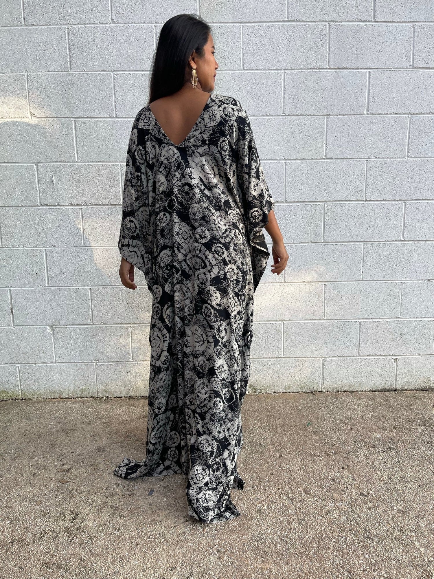 MALA handworks Luna Kaftan in Black and Geometric Silkscreen