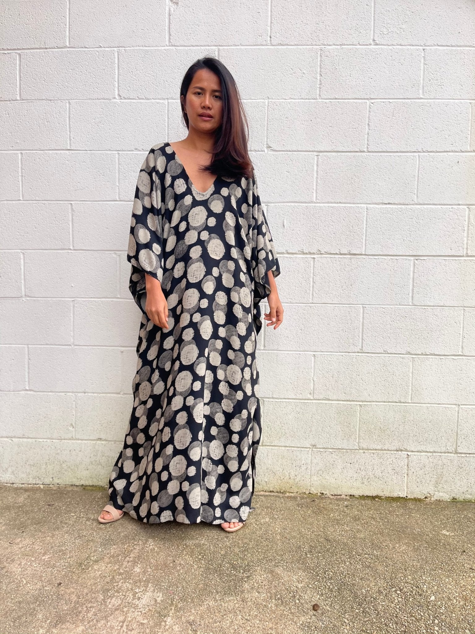 MALA handworks Luna Kaftan in Black and Orbs Silkscreen