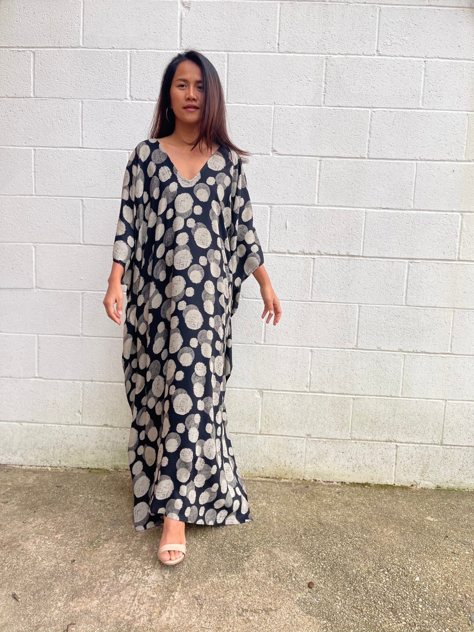 MALA handworks Luna Kaftan in Black and Orbs Silkscreen
