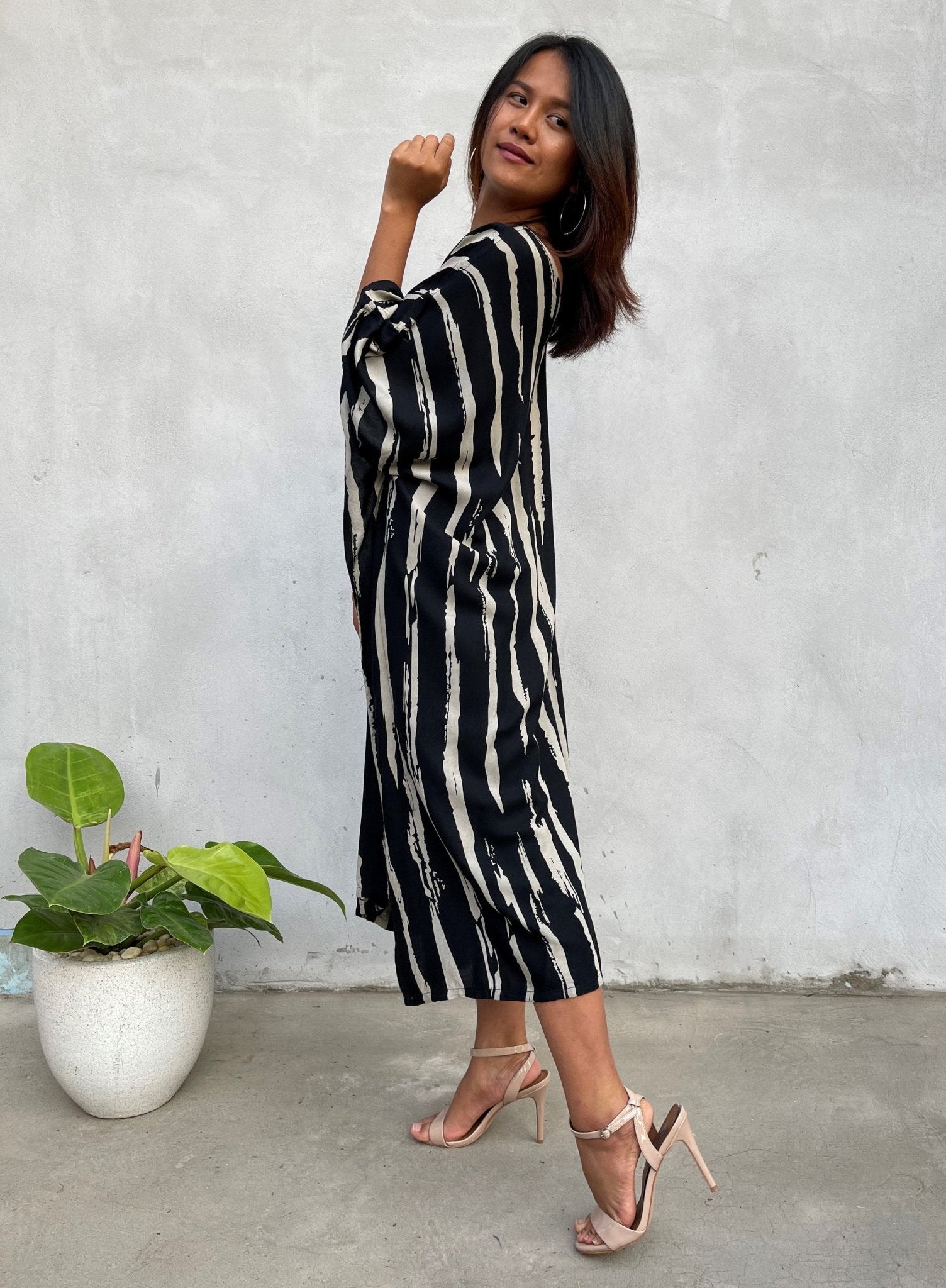 MALA handworks Luna Kaftan in Black and Pattern Silkscreen