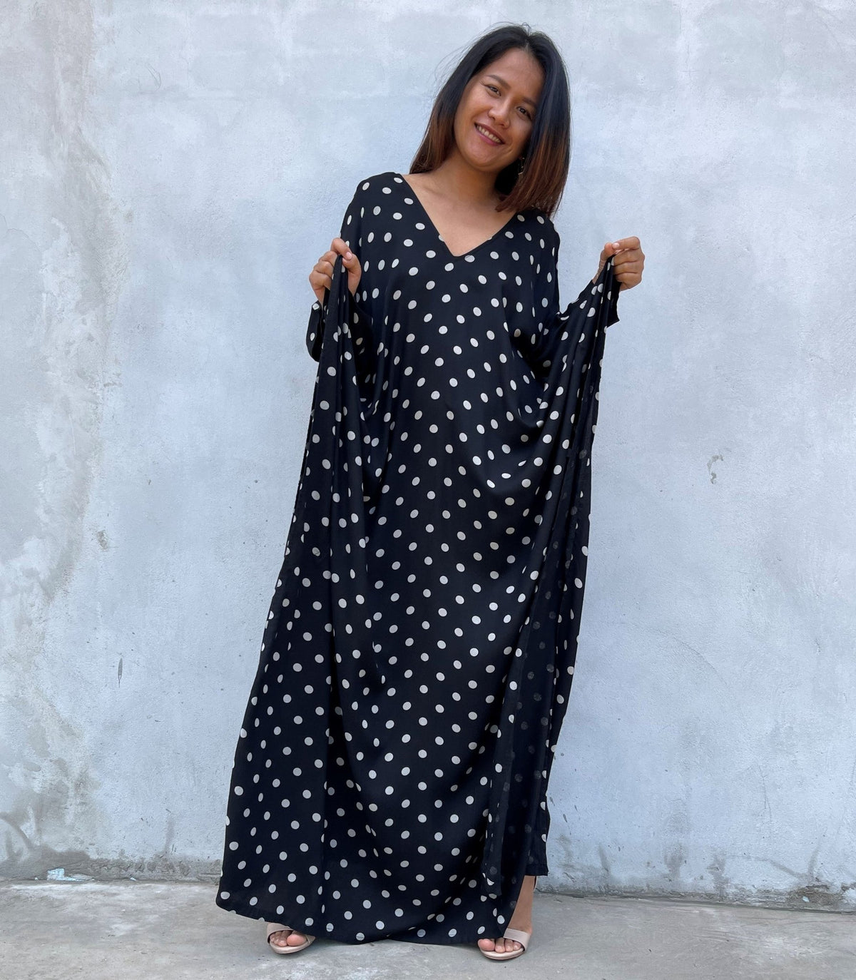 MALA handworks Luna Kaftan in Black and Polka Dot Silkscreen