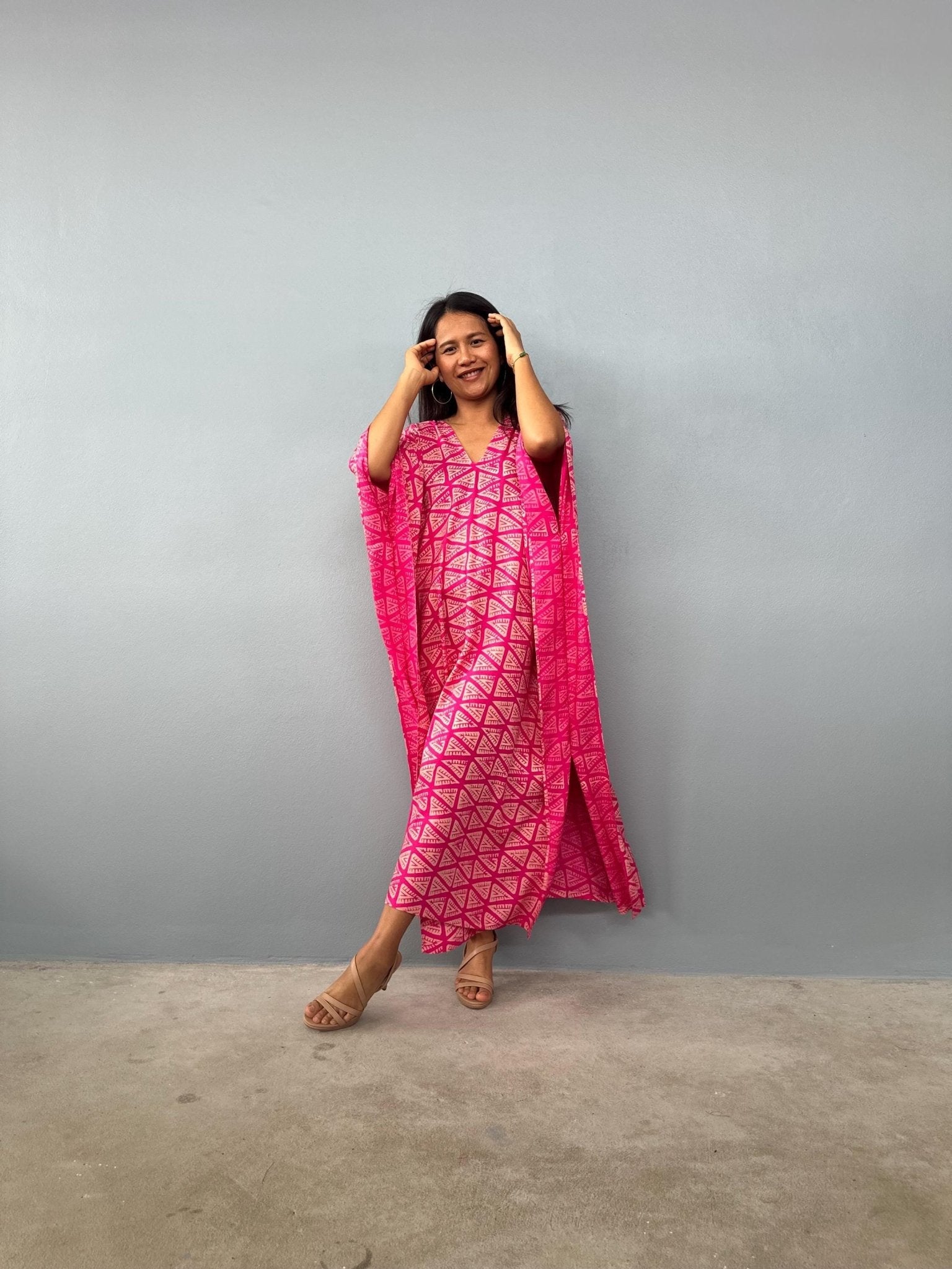 Mala Handworks  Luna Fuchsia Kaftan with Print Screened Prism Mosaic Pattern