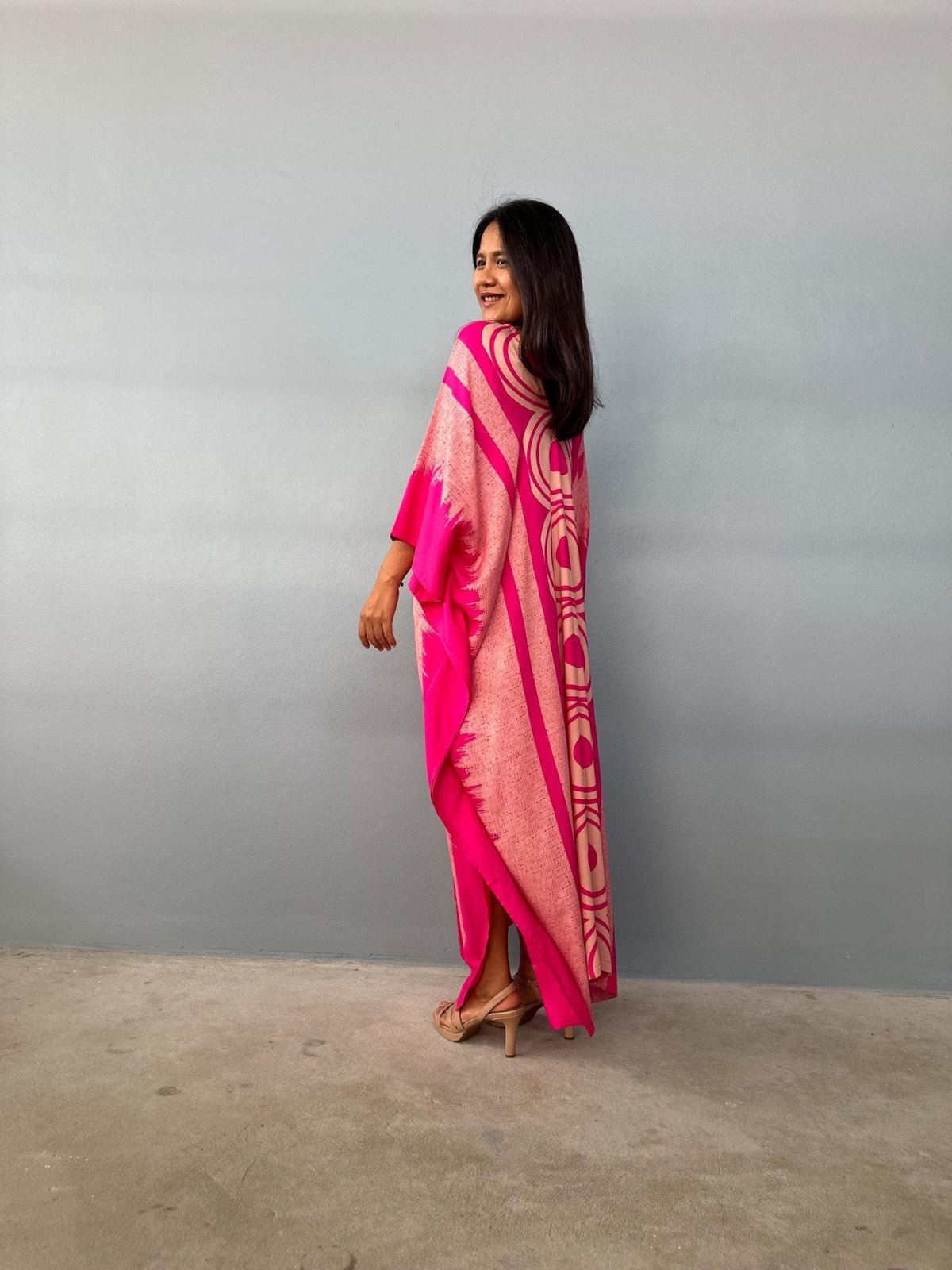 Mala Handworks  Luna Hand Printscreen Kaftan in Fuschia Echoeye Pattern