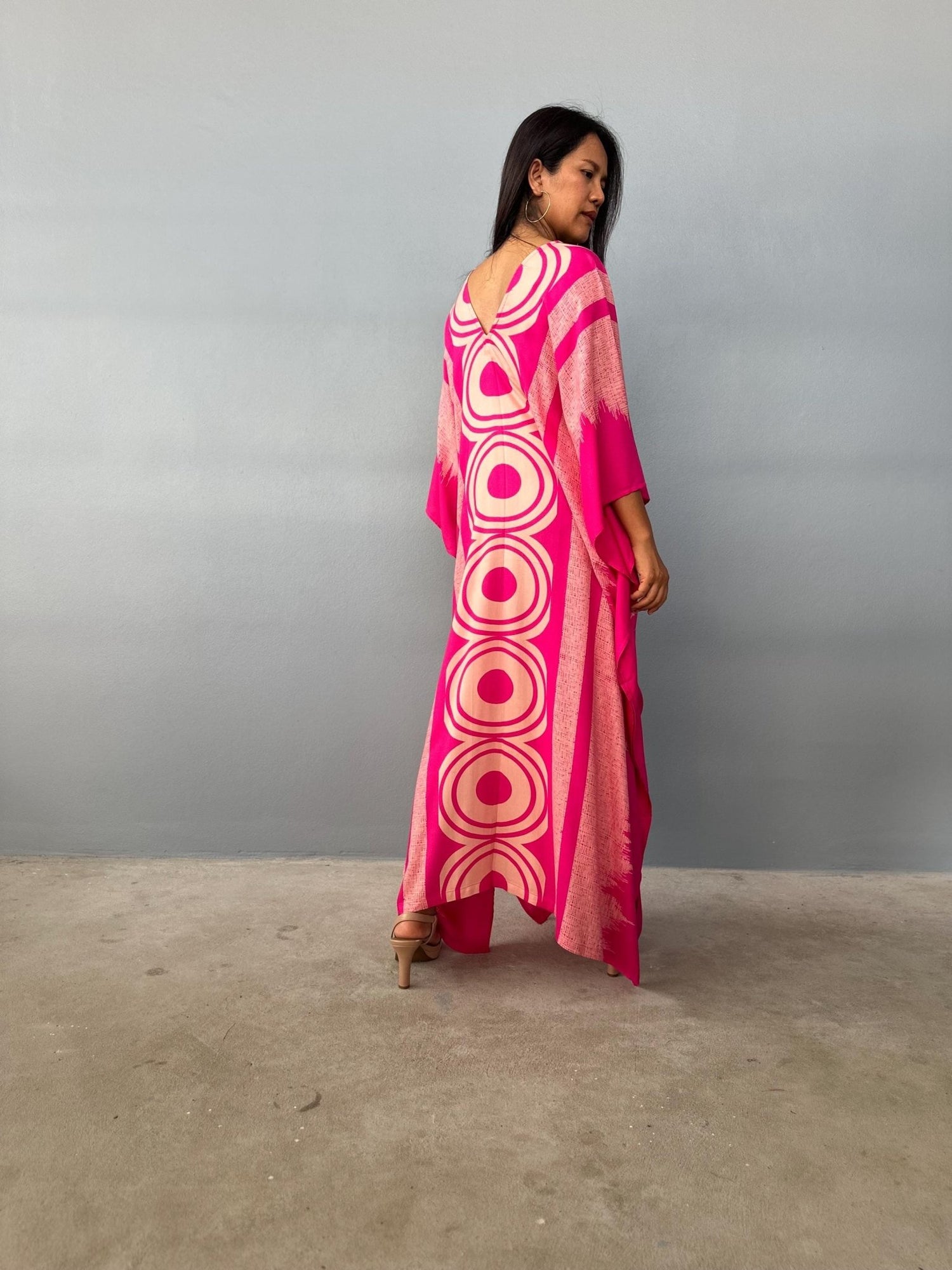 Mala Handworks  52 in Luna Hand Printscreen Kaftan in Fuschia Echoeye Pattern
