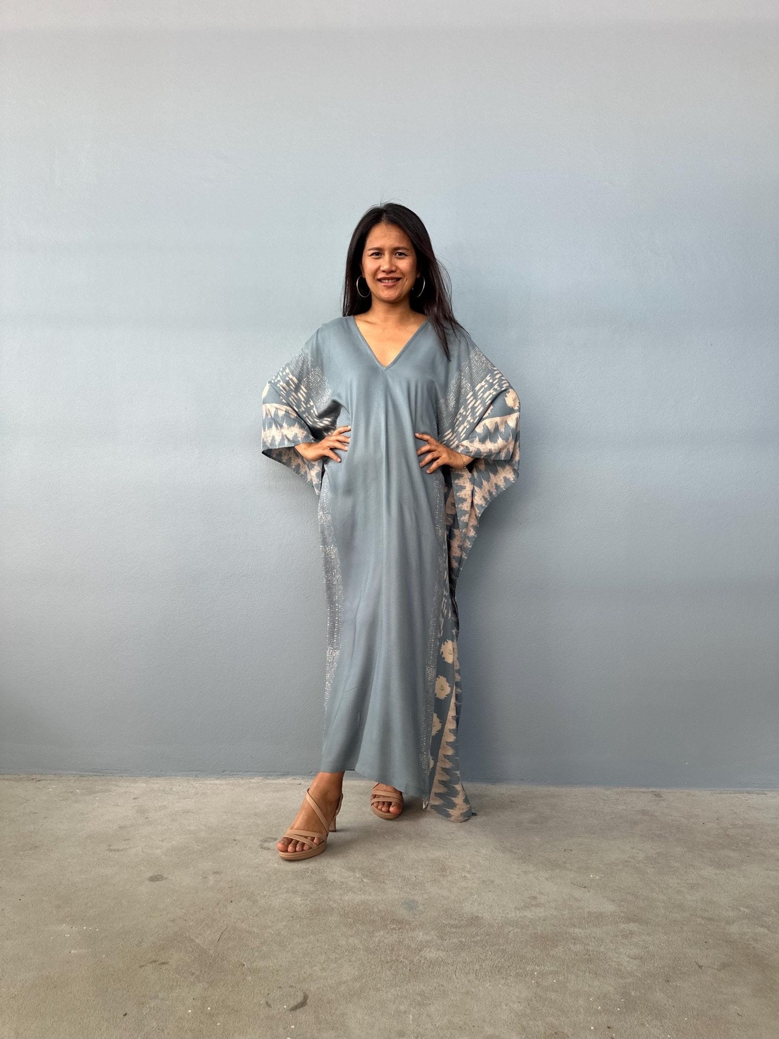 Luna Hand Screen Printed Kaftan in Gray - Mala Handworks