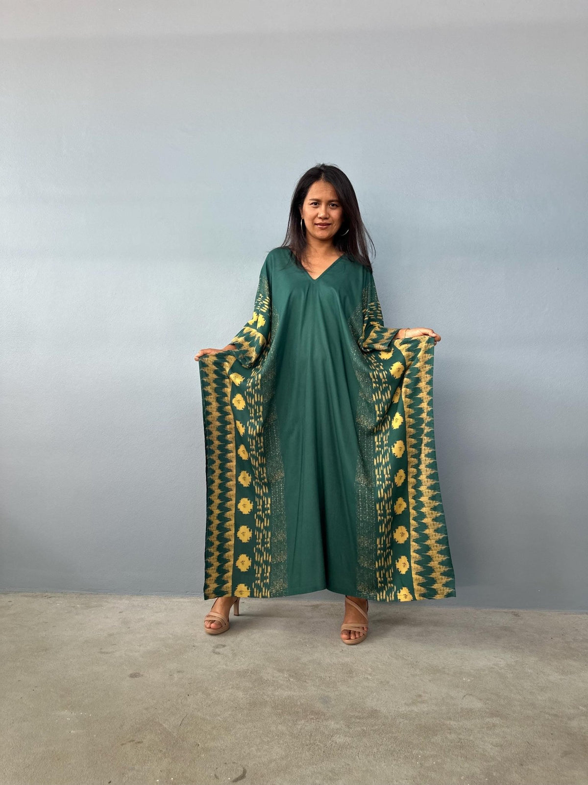 Mala Handworks  Luna Hand Screen Printed Kaftan in Green