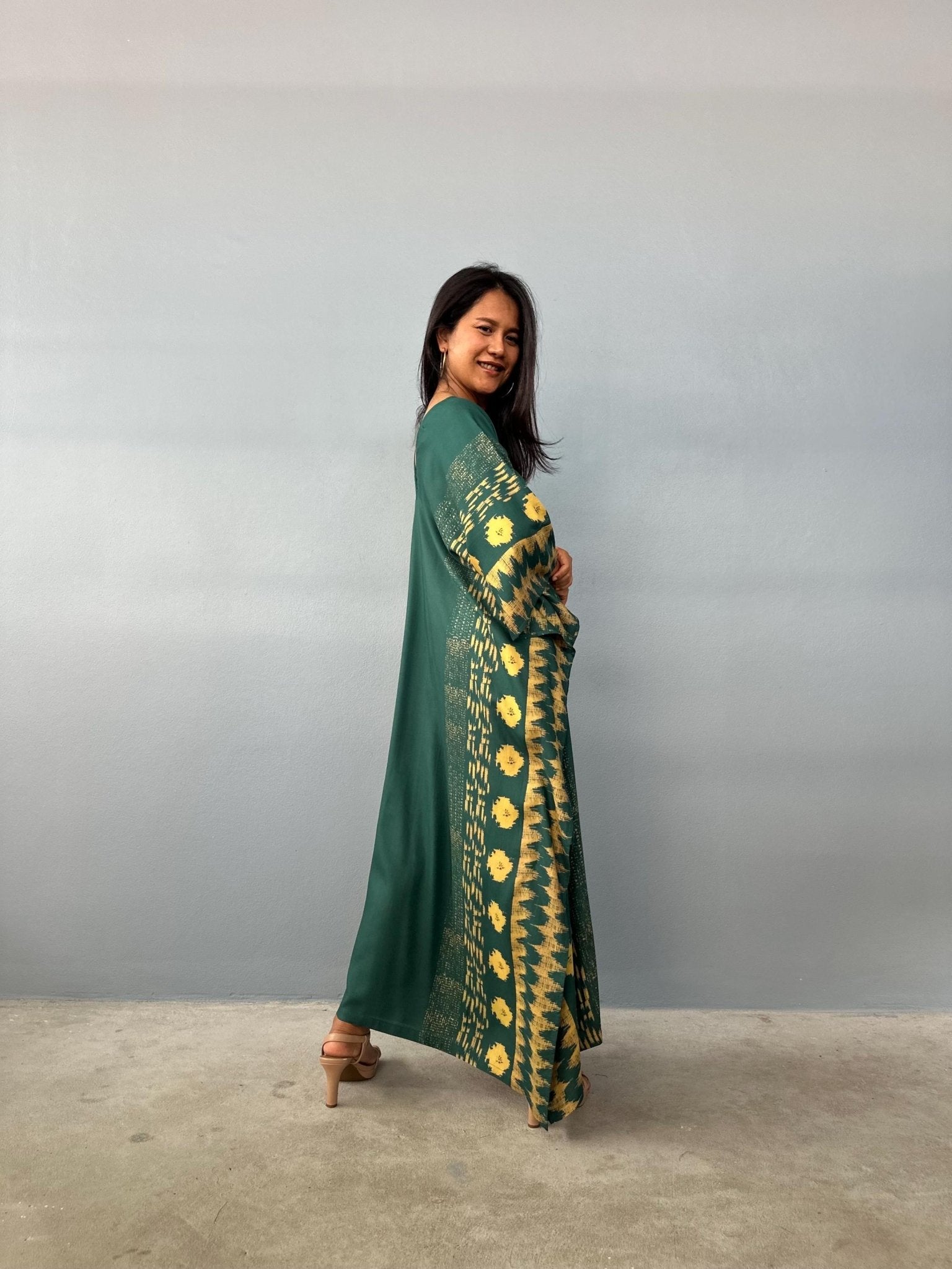 Mala Handworks  Luna Hand Screen Printed Kaftan in Green