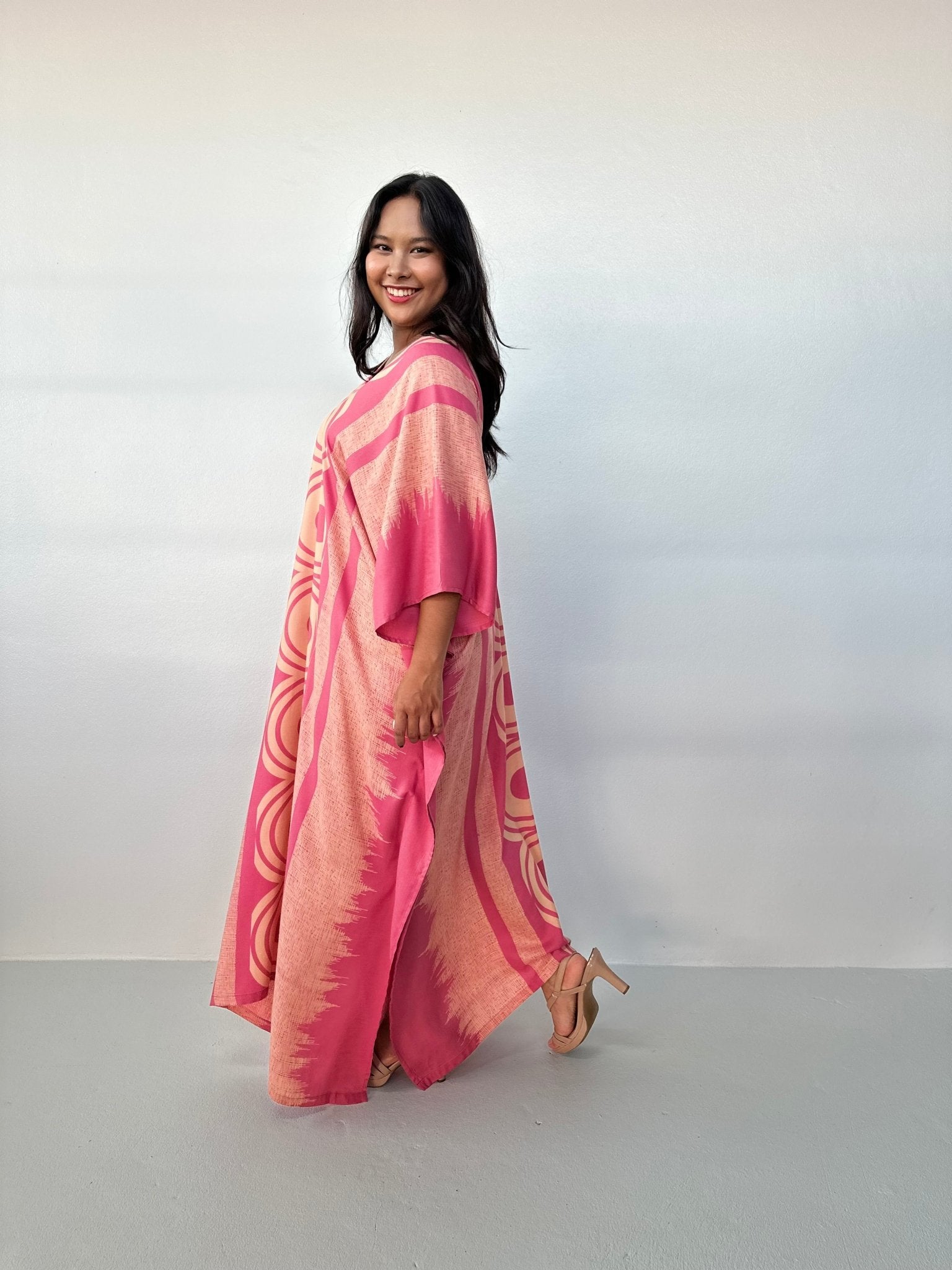 MALA handworks Luna Handmade Kaftan in Pink Echoeye Pattern