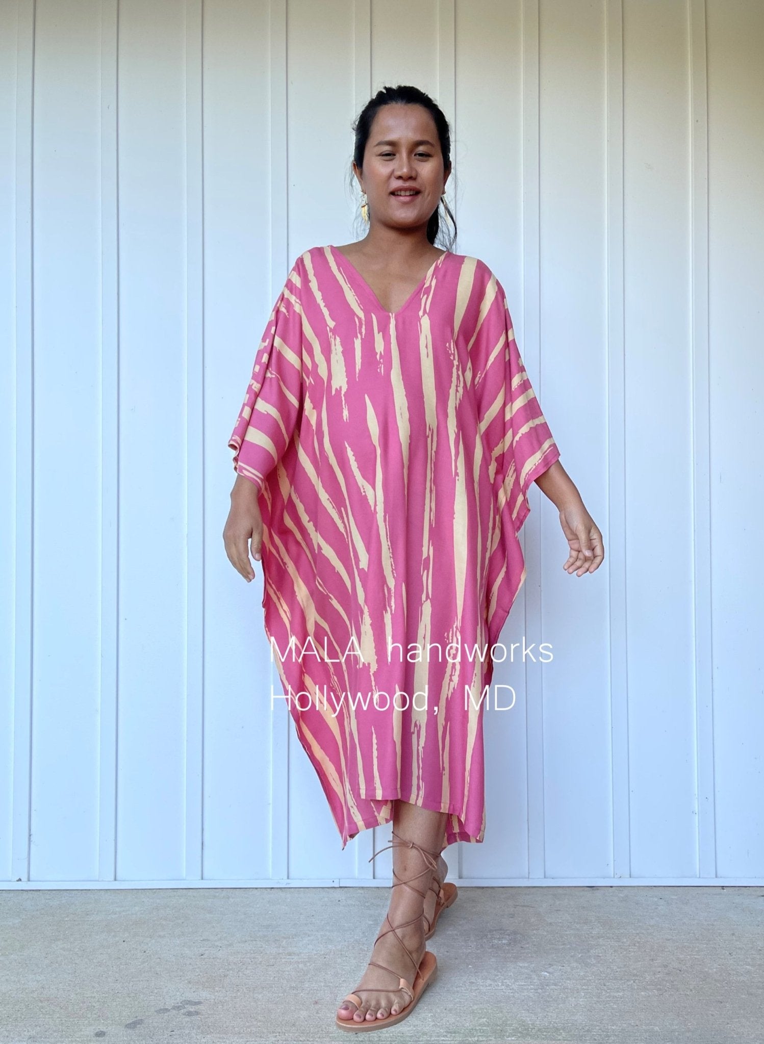 MALA handworks  Luna Kaftan in Pink and Pattern Silkcreen
