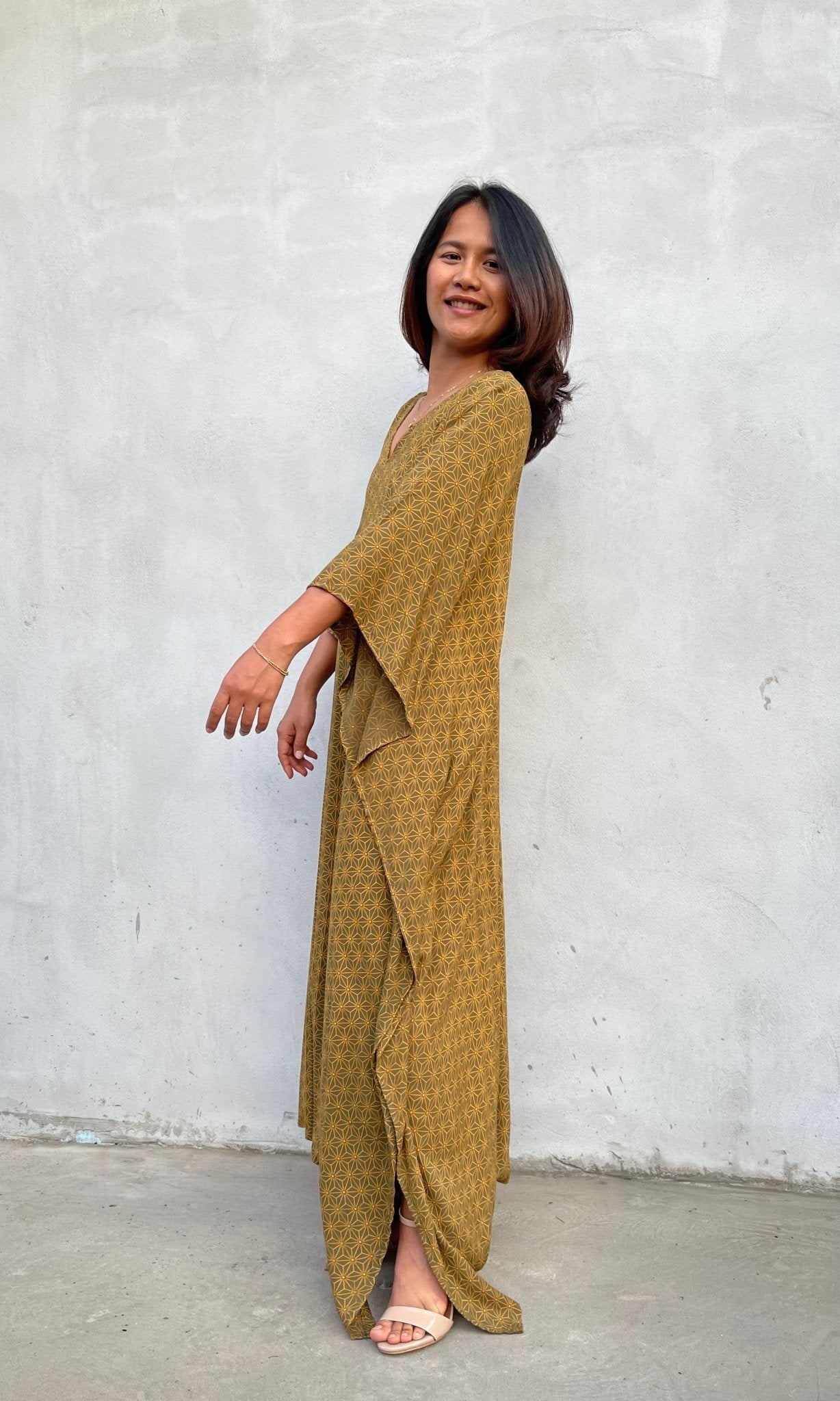 MALA handworks Luna Kaftan in Olive Green and Pattern Silkscreen