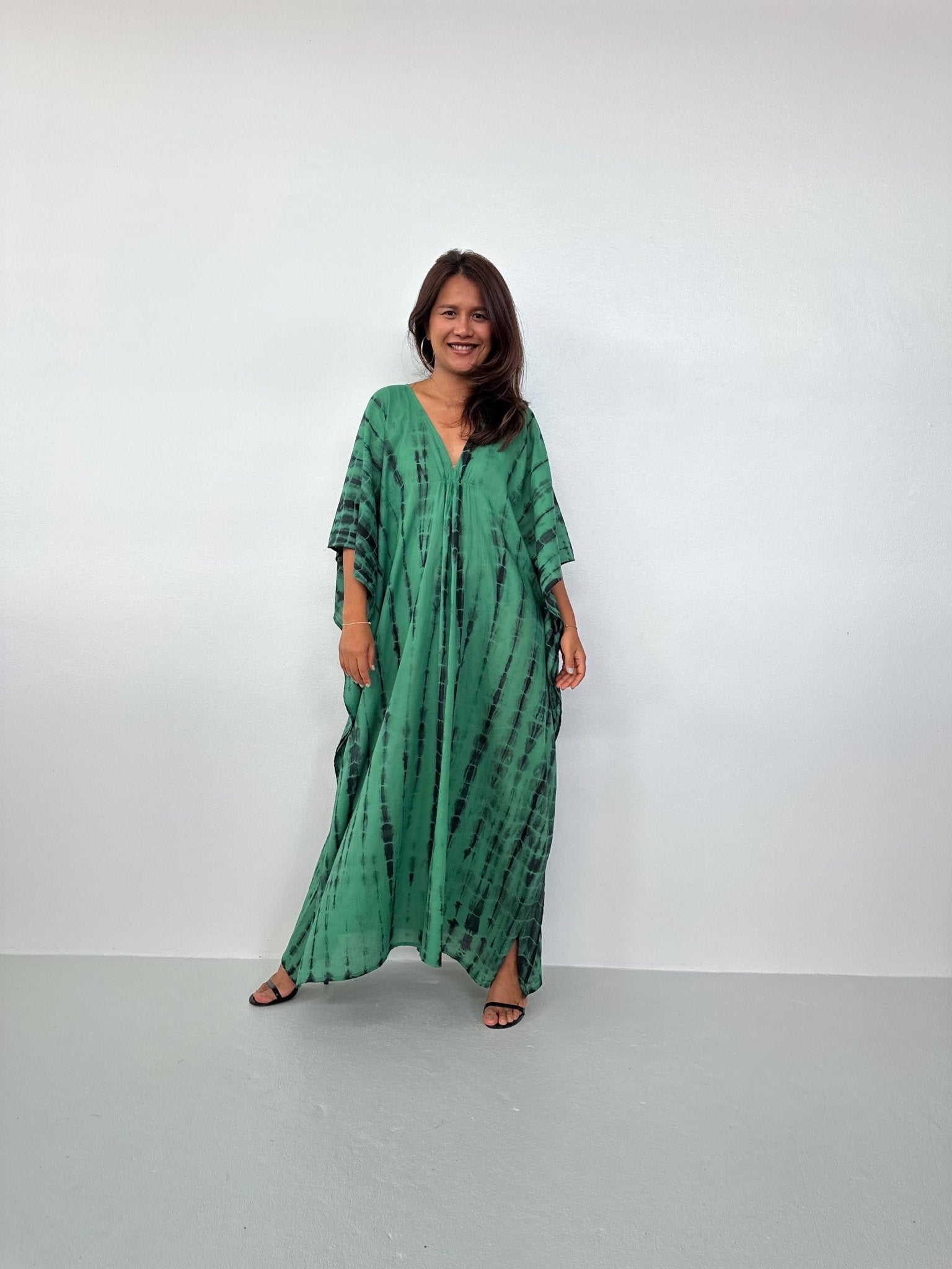 Lyla Cotton Gauze Kaftan in Emerald Tie Dye - Mala Handworks