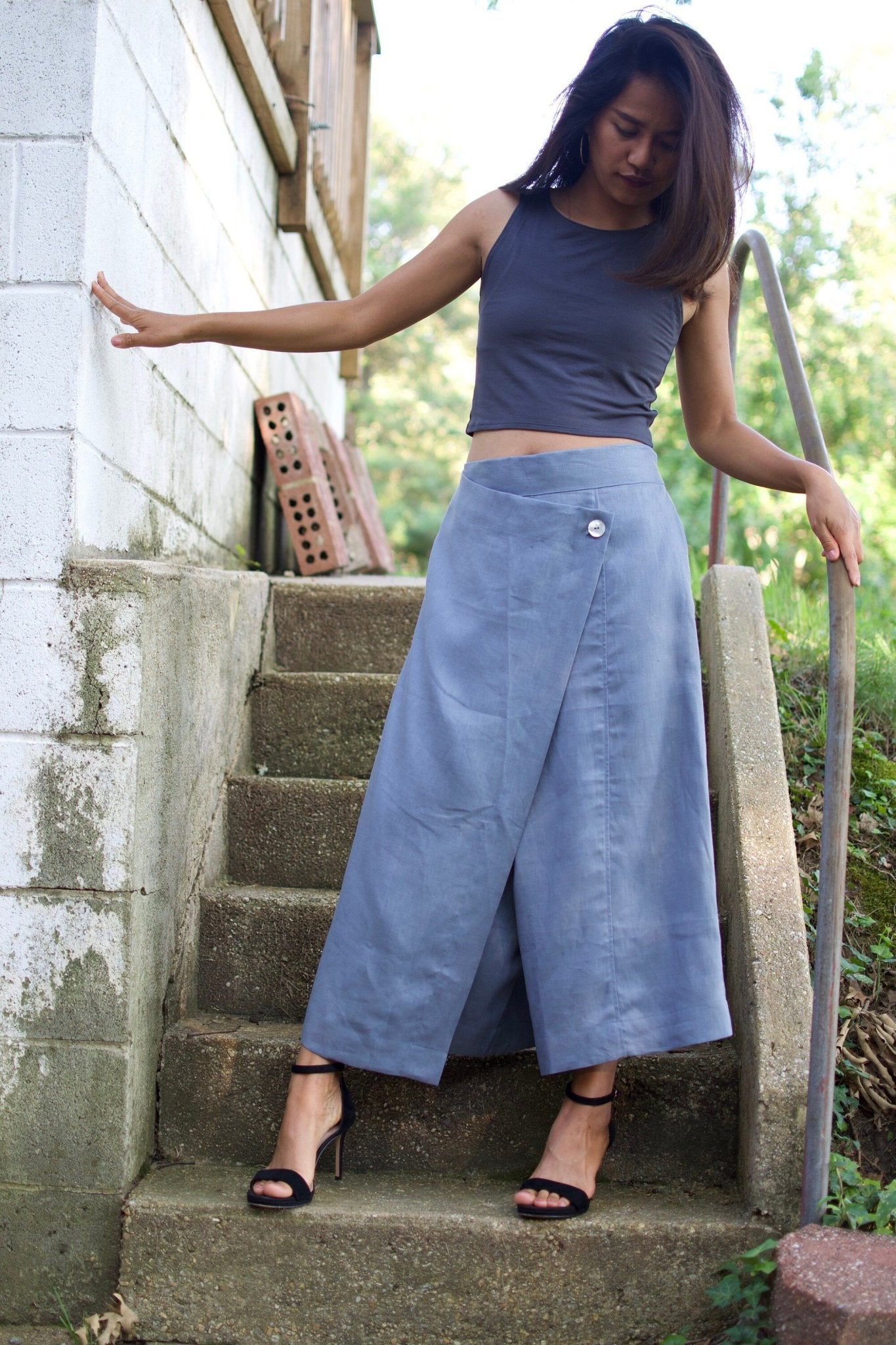 MALA handworks  Lyla Linen pants in Blue Gray