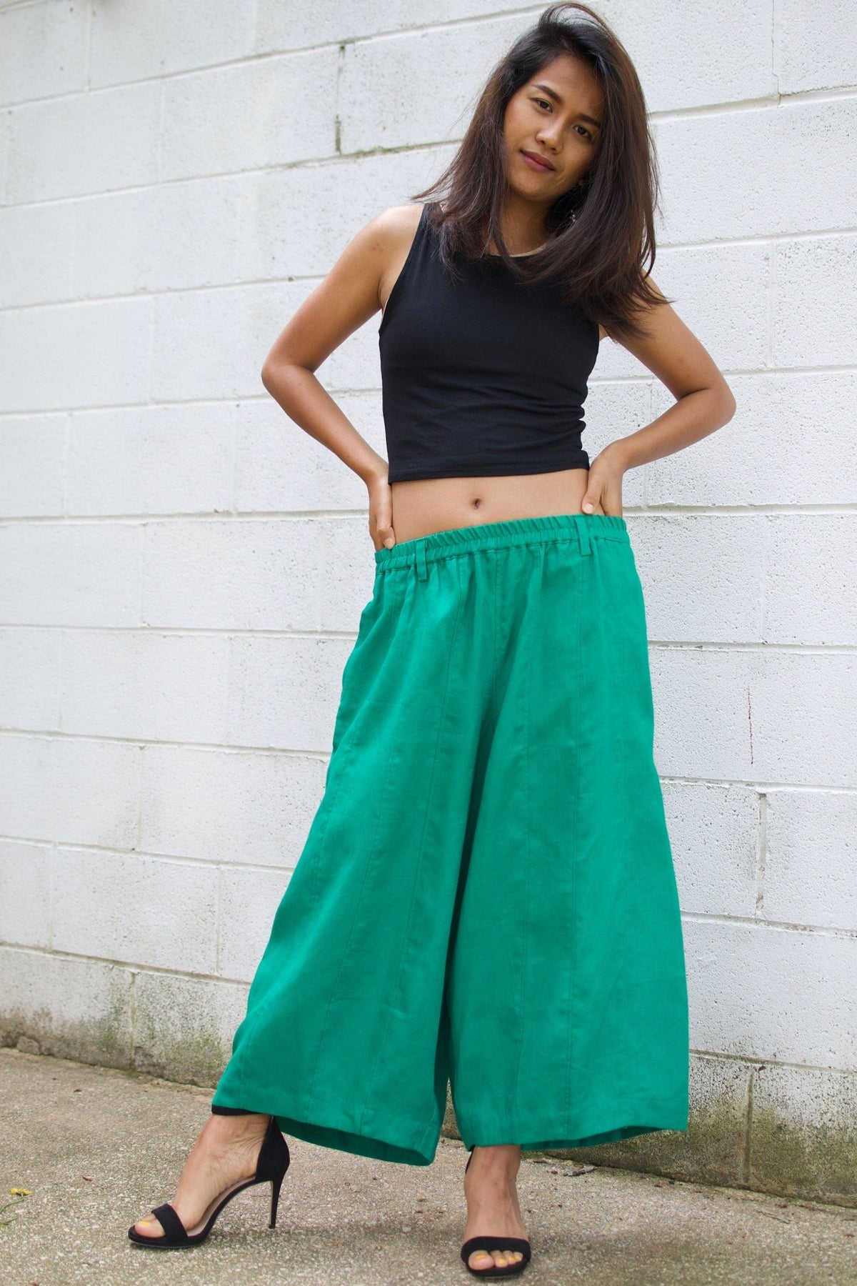 MALA handworks  Lyla Linen pants in Green