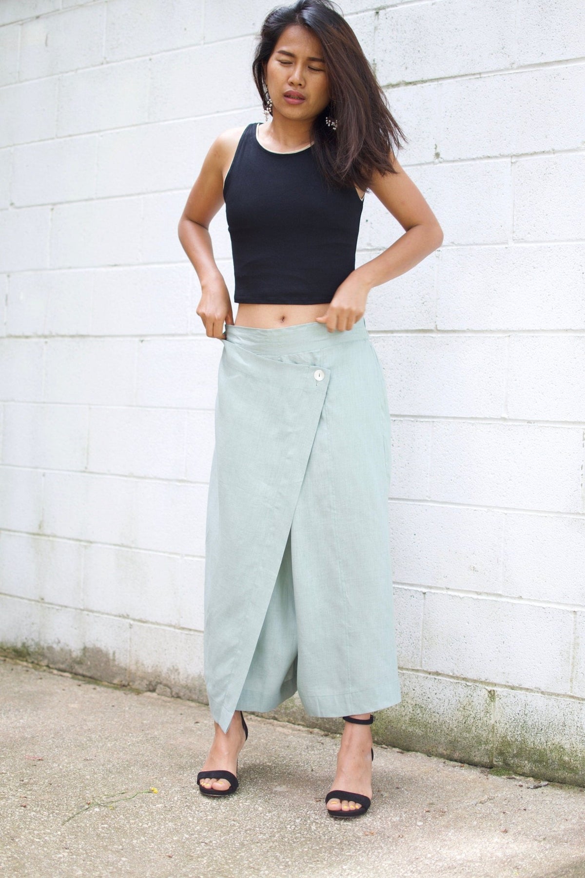 MALA handworks  Lyla Linen pants in Sage Gray