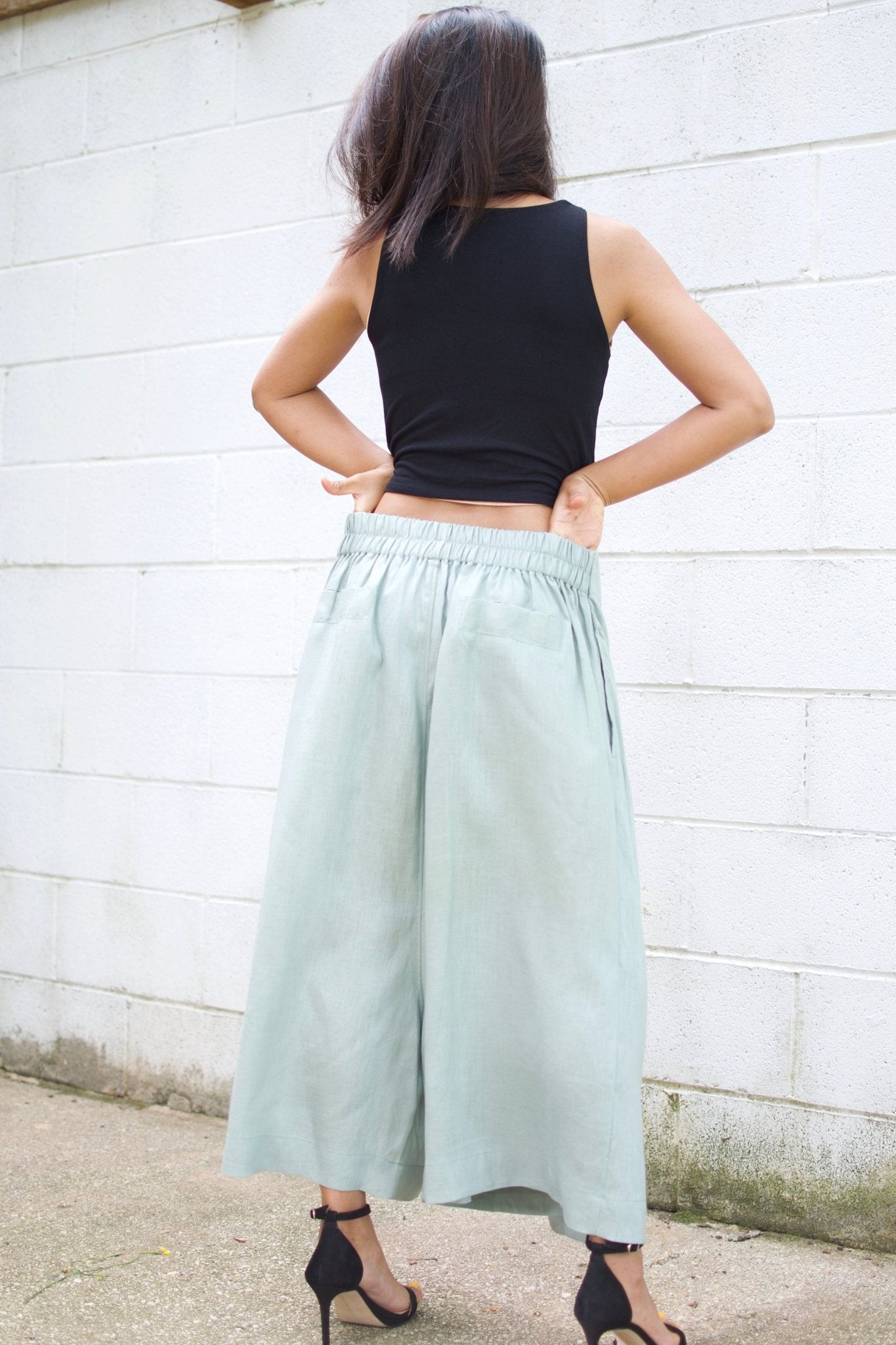 MALA handworks  Lyla Linen pants in Sage Gray