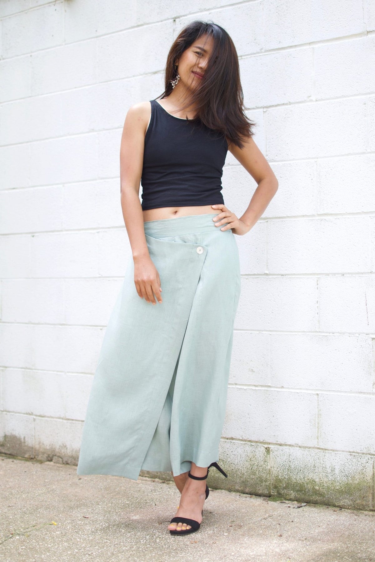 MALA handworks  Lyla Linen pants in Sage Gray