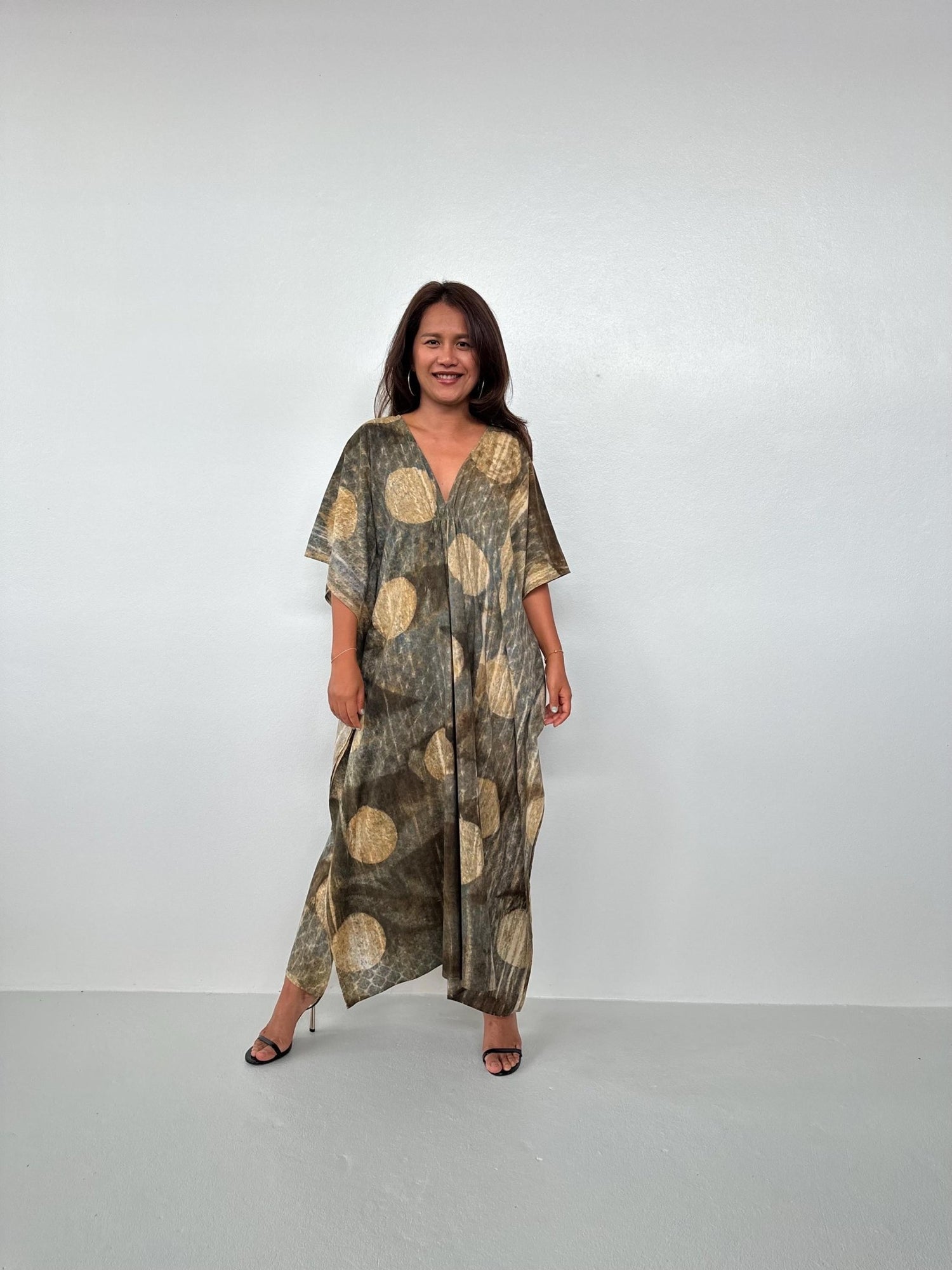 Lyla Natural Hand - Dyed Cotton Kaftan in Brown & Tan - Mala Handworks