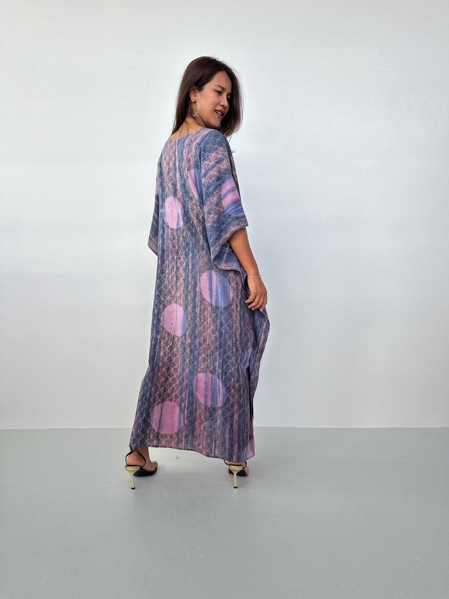Lyla Natural Hand - Dyed Cotton Kaftan in Mauve - Mala Handworks