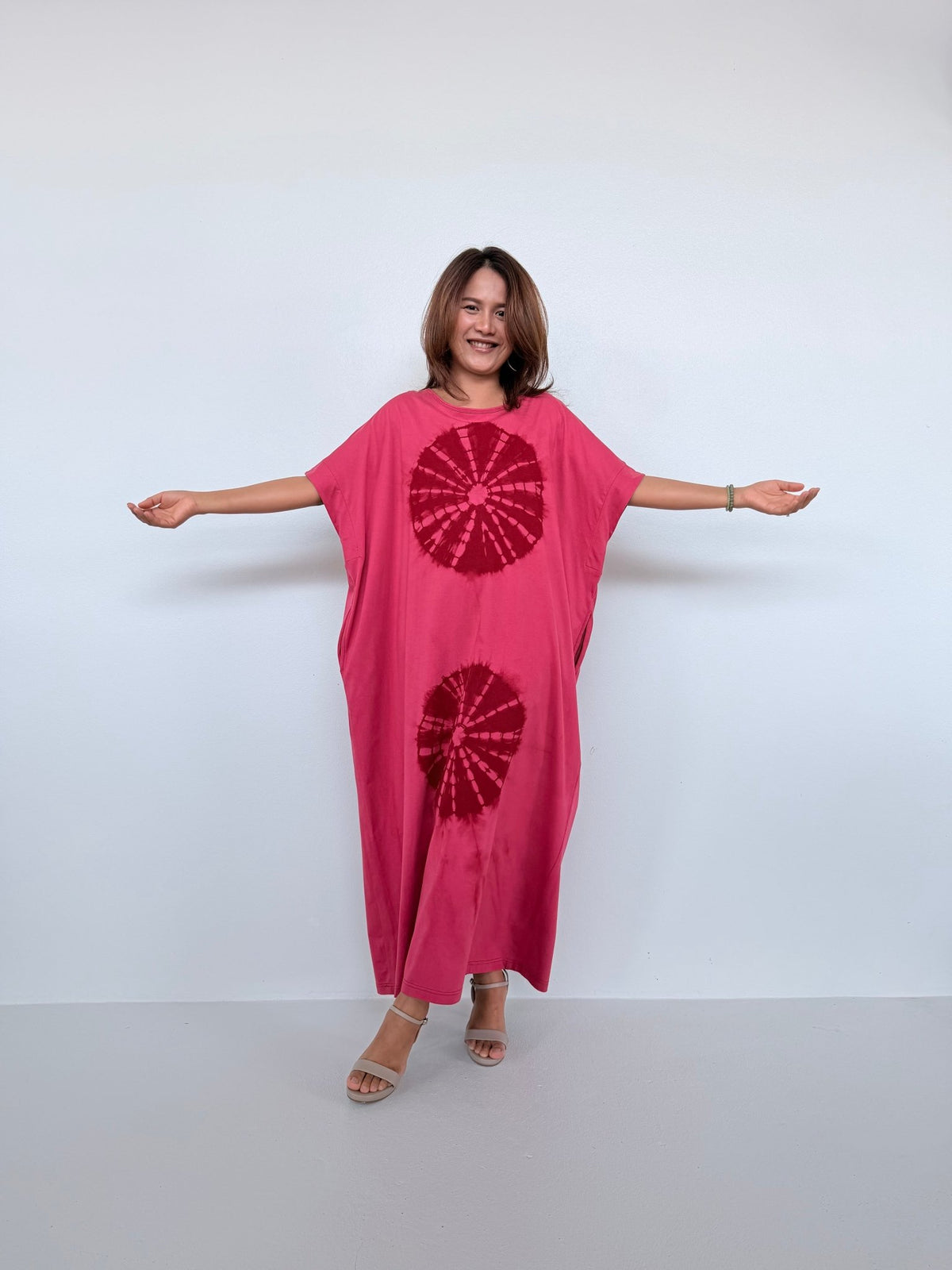 Mala Handworks Alice Jersey Cotton Kaftan in Raspberry Tie Dye Polka Dots