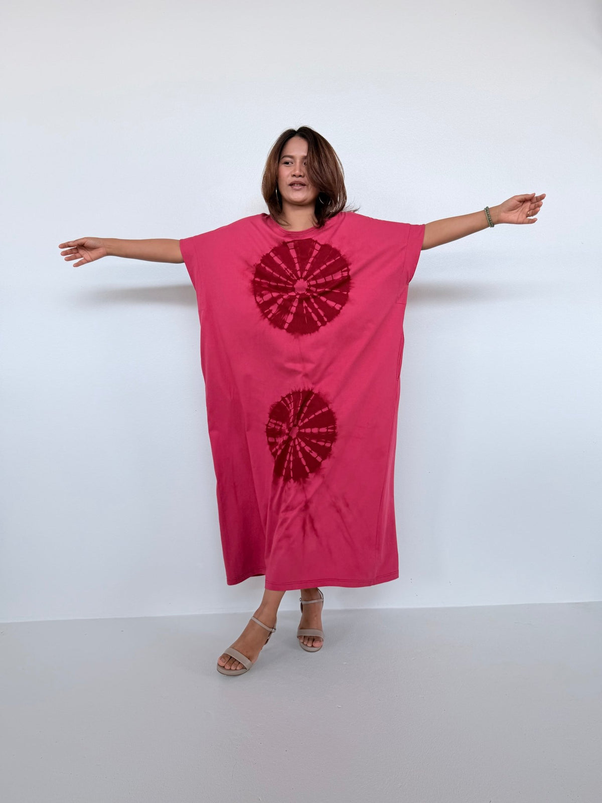Mala Handworks Alice Jersey Cotton Kaftan in Raspberry Tie Dye Polka Dots