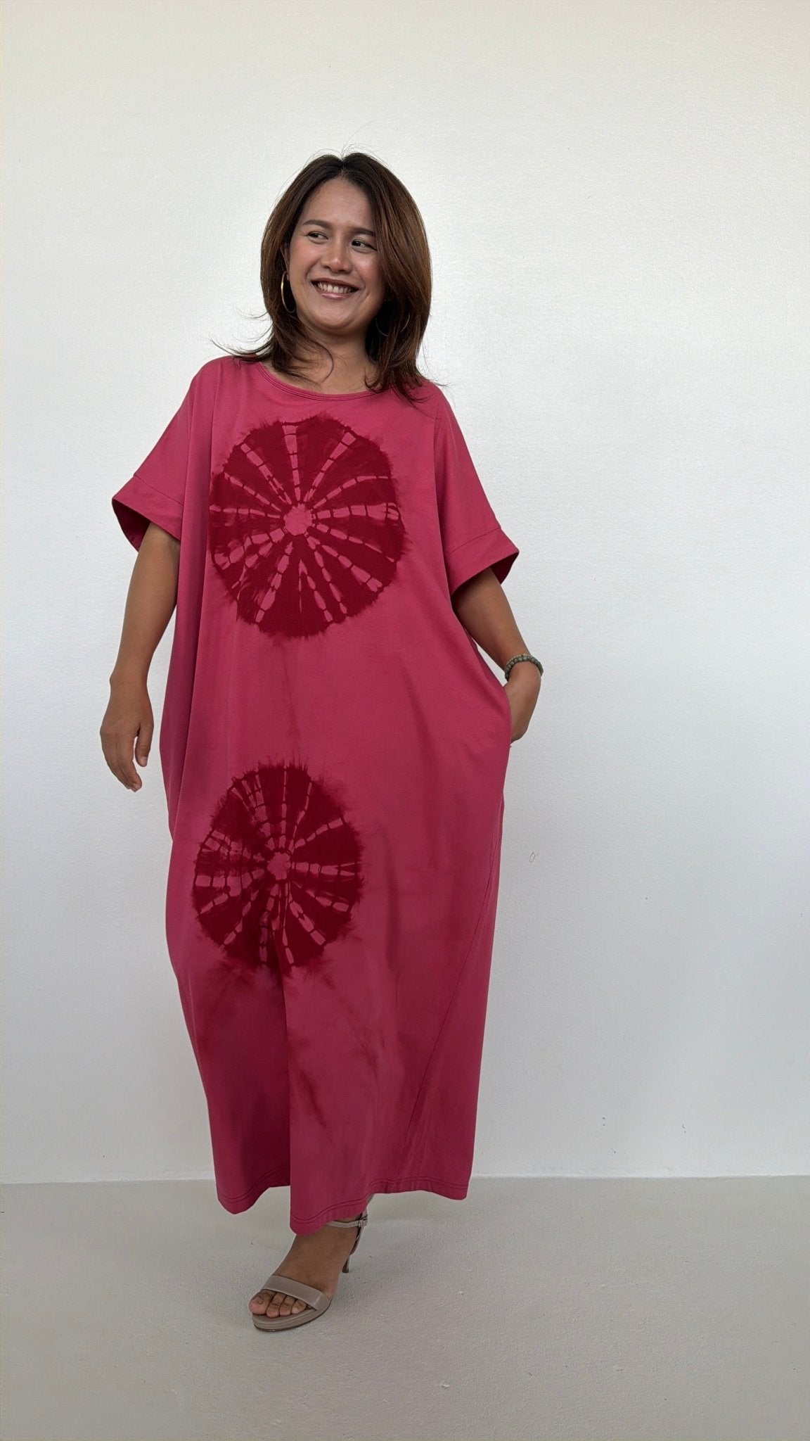Mala Handworks Alice Jersey Cotton Kaftan in Raspberry Tie Dye Polka Dots