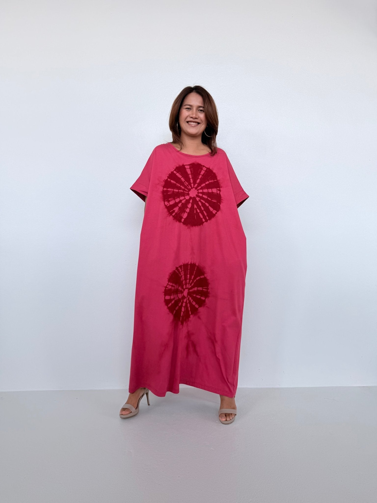 Mala Handworks Alice Jersey Cotton Kaftan in Raspberry Tie Dye Polka Dots