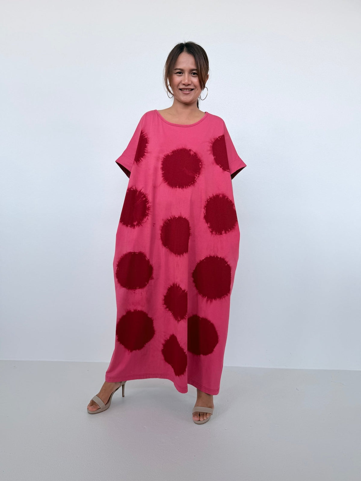 Mala Handworks Alice Jersey Cotton Kaftan in Watermelon & Merlot Tie Dye Polka Dots
