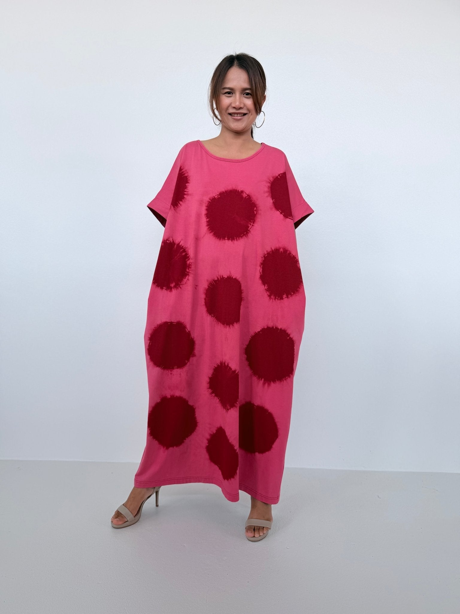 Mala Handworks Alice Jersey Cotton Kaftan in Watermelon & Merlot Tie Dye Polka Dots
