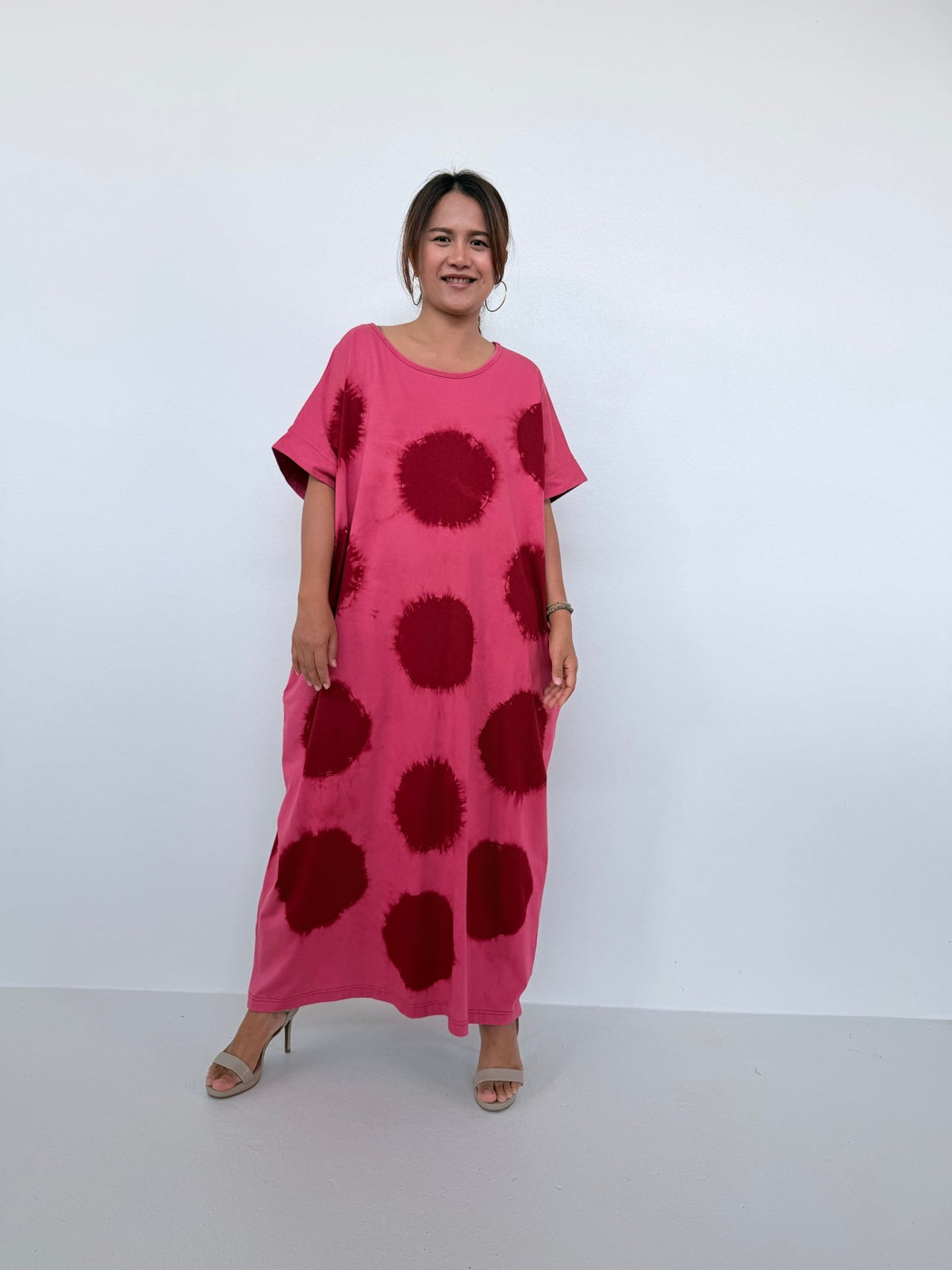 Mala Handworks Alice Jersey Cotton Kaftan in Watermelon & Merlot Tie Dye Polka Dots