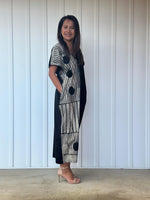 Mala Handworks Alisa Petite Cotton Kaftan in Black with Hand-Painted Abacus