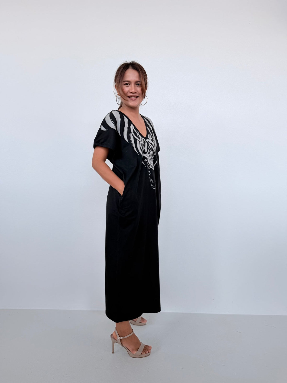 Mala Handworks Alisa Petite Cotton Kaftan in Black with Hand-Painted Zebra Neckline