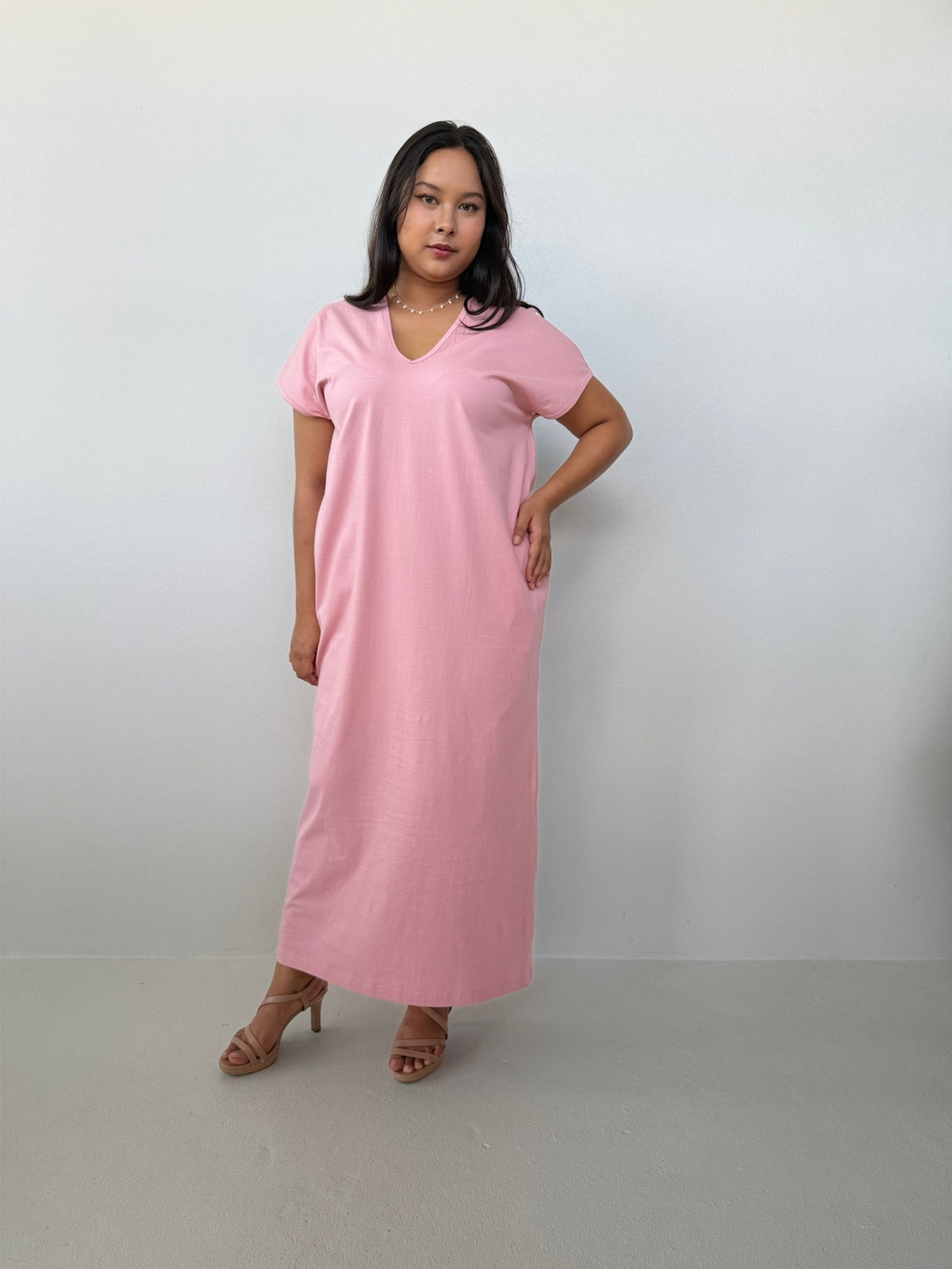 Mala Handworks Alisa Petite Cotton Kaftan in Bubblegum