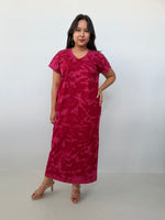 Mala Handworks Alisa Petite Cotton Kaftan in Ruby Tie Dye